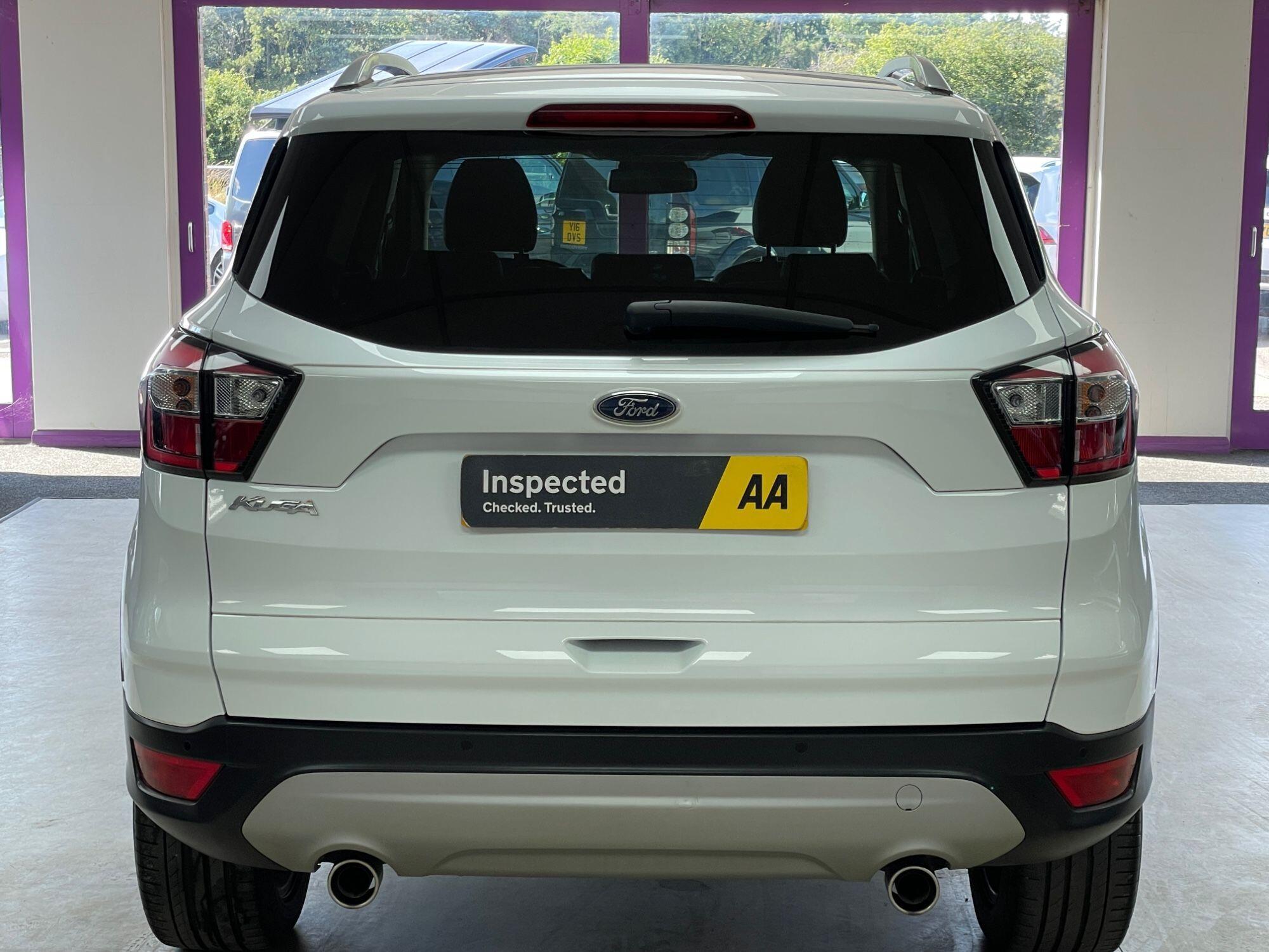 Ford Kuga - Image 10