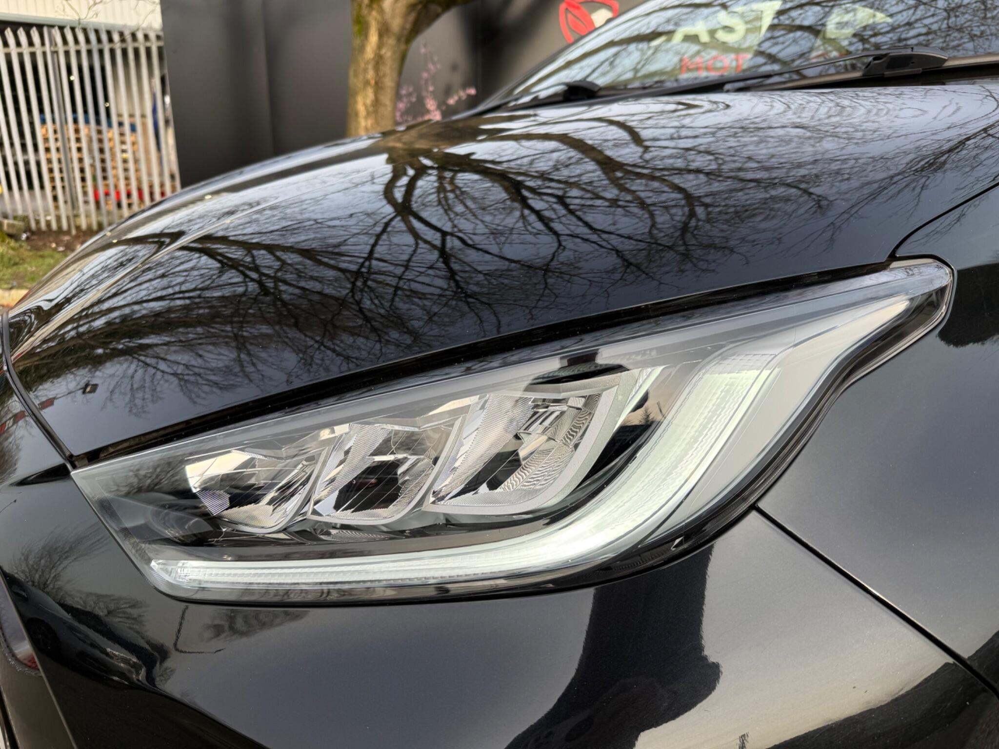 Toyota Yaris - Image 45