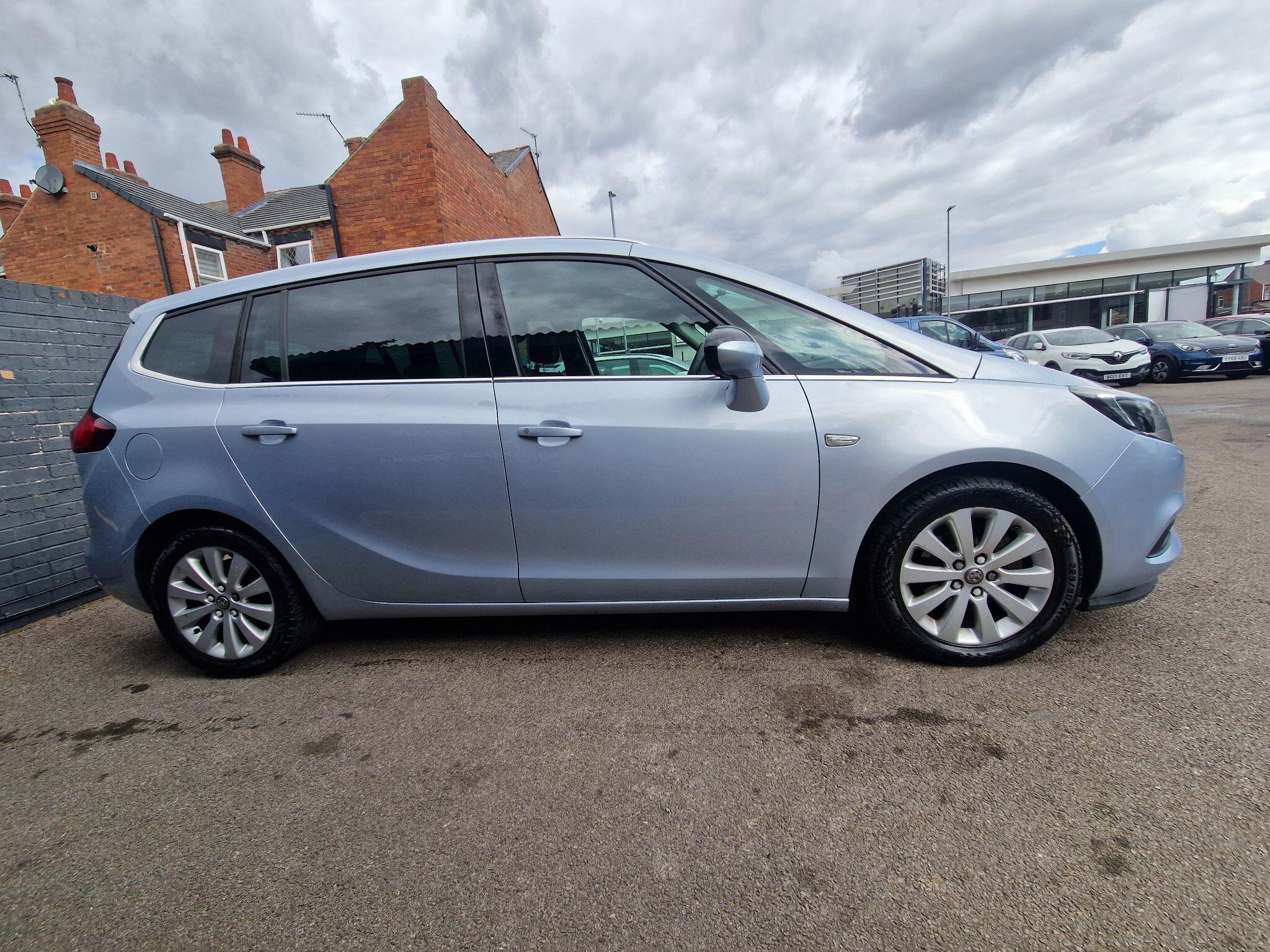 Vauxhall Zafira Tourer - Image 7