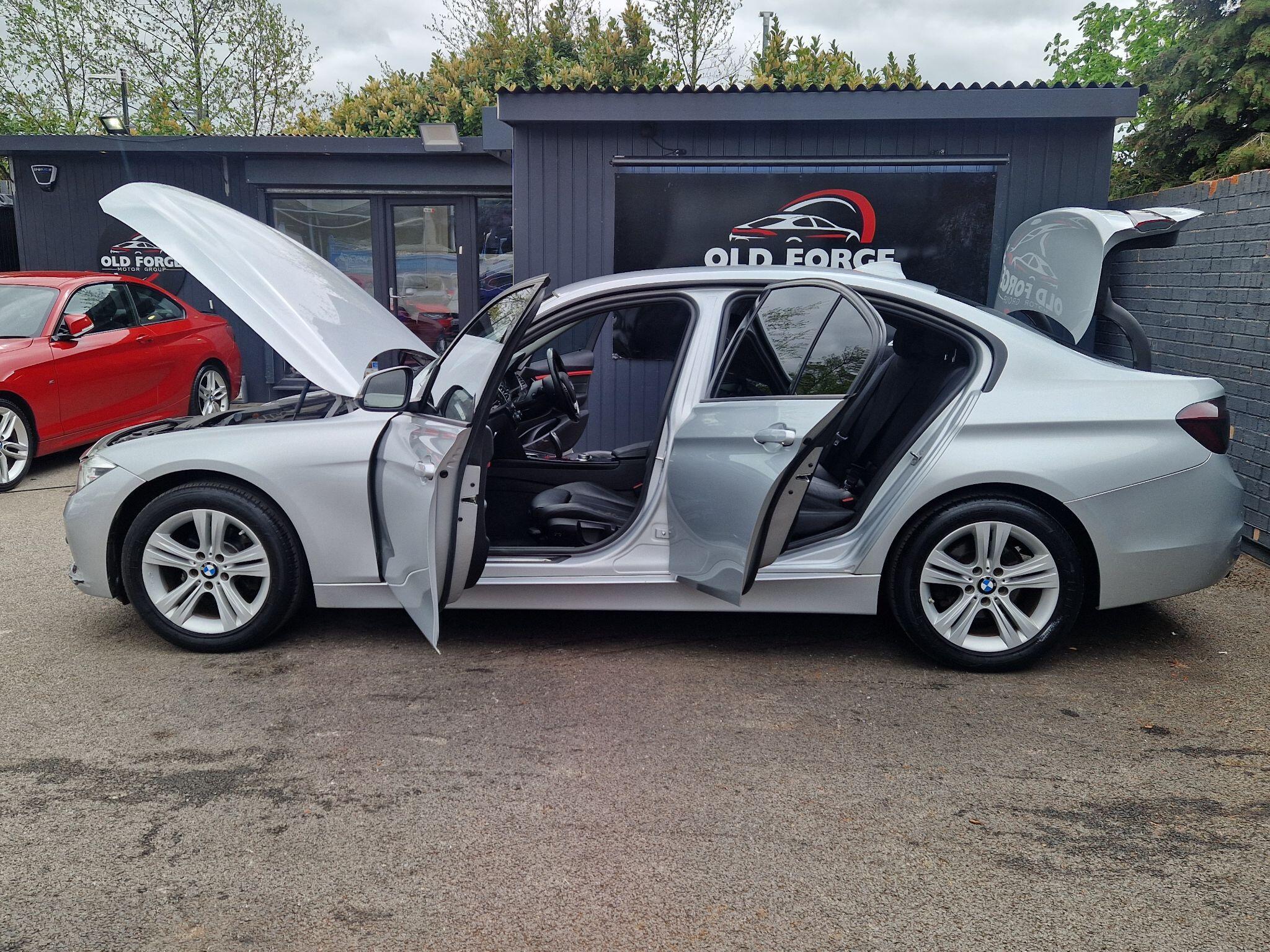 BMW 3 Series - Image 15