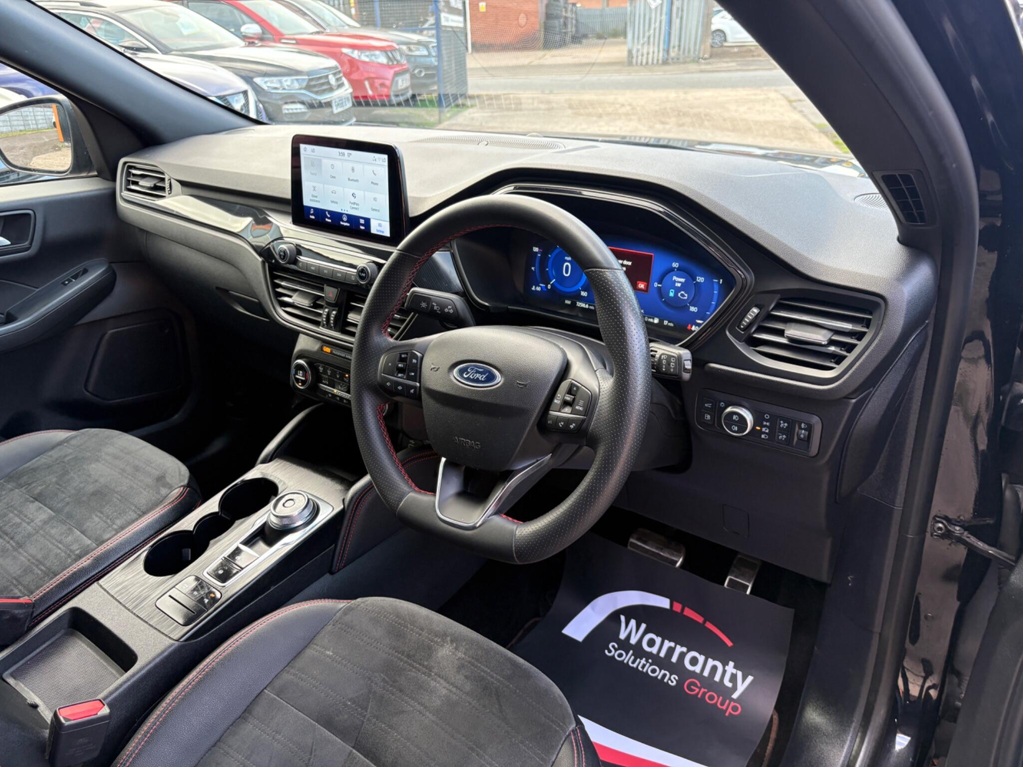 Ford Kuga - Image 11