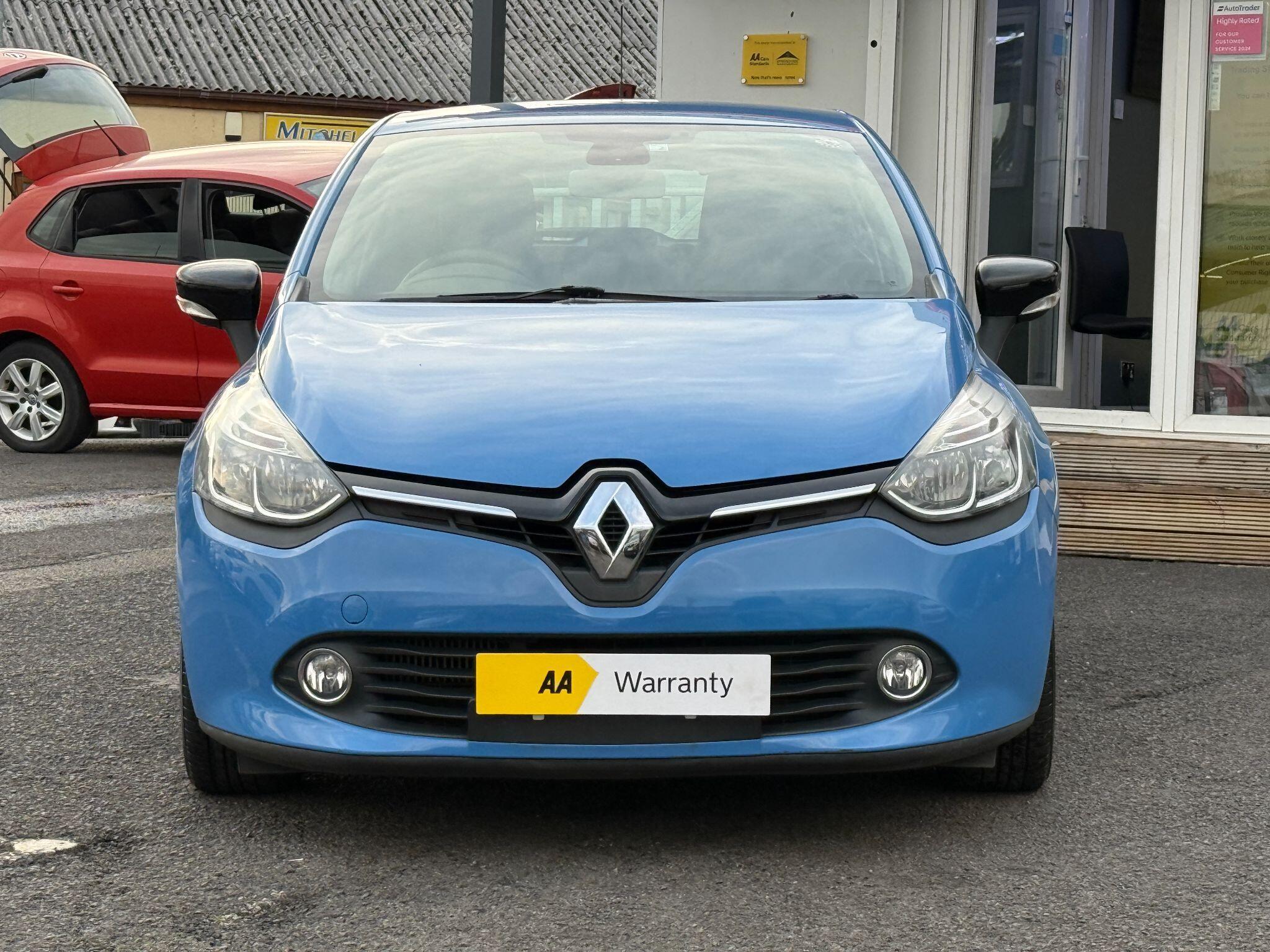 Renault Clio - Image 8