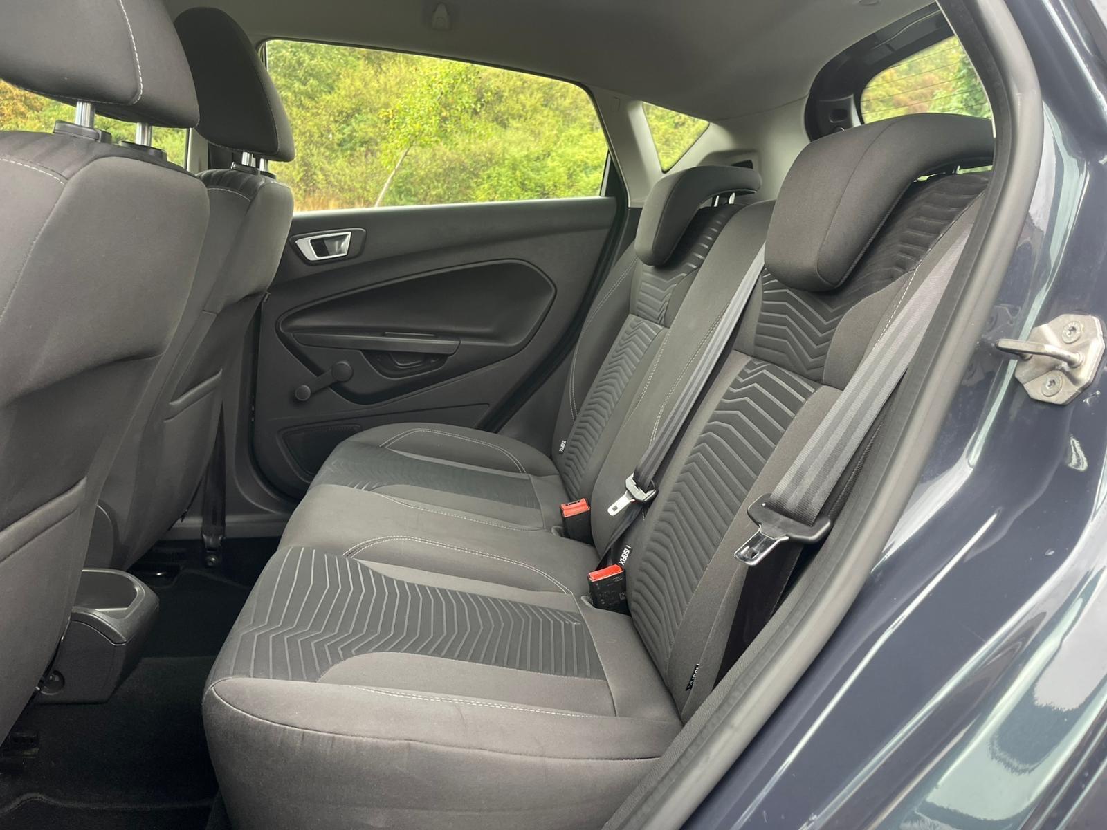 Ford Fiesta - Image 9