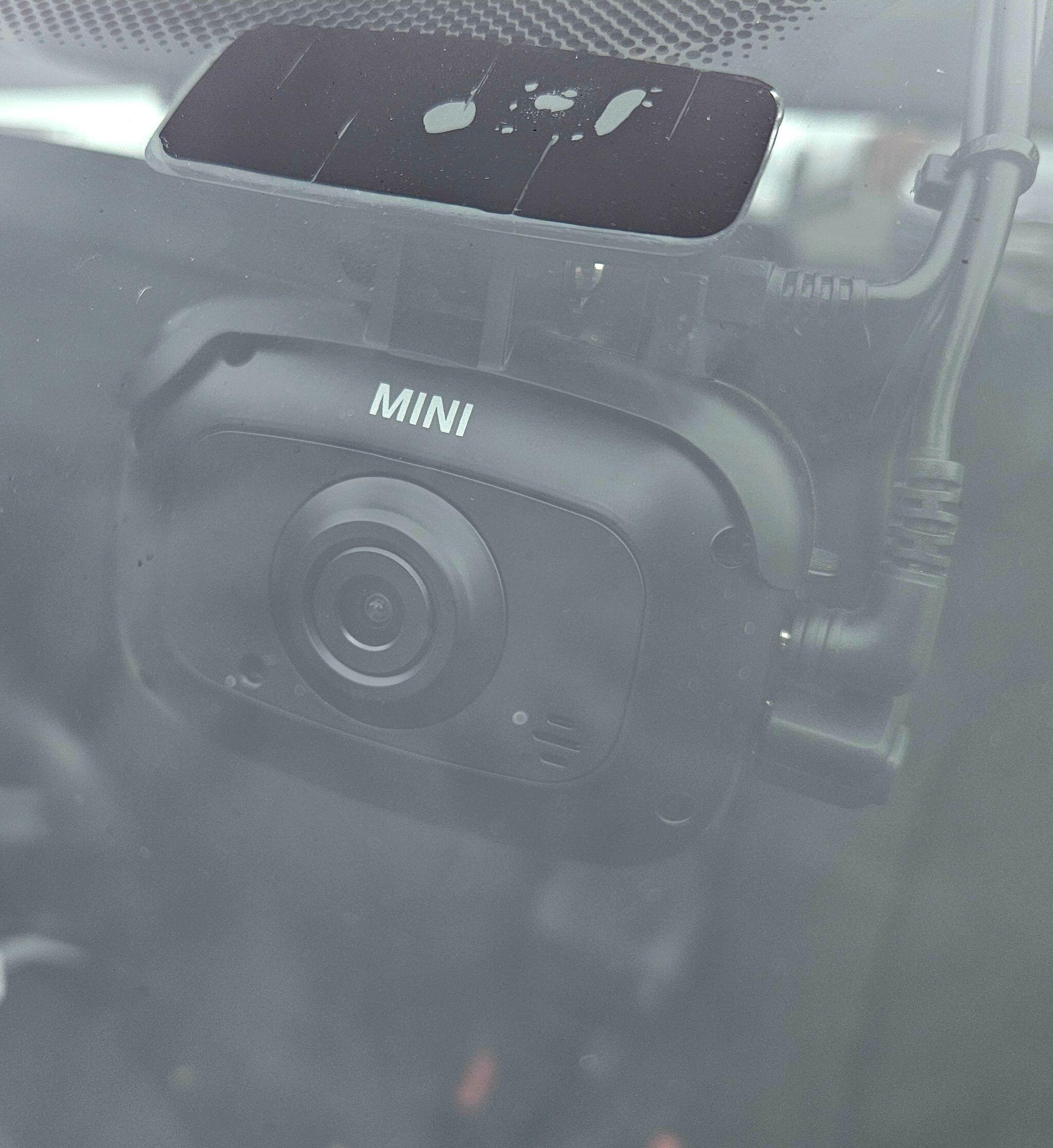 MINI Hatch - Image 19