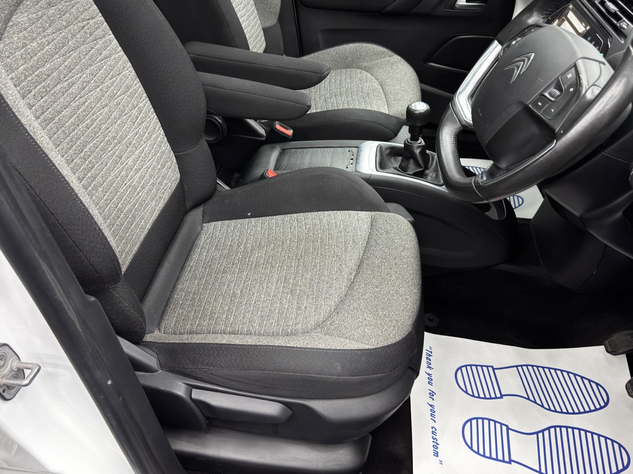 Citroen C4 Picasso - Image 13