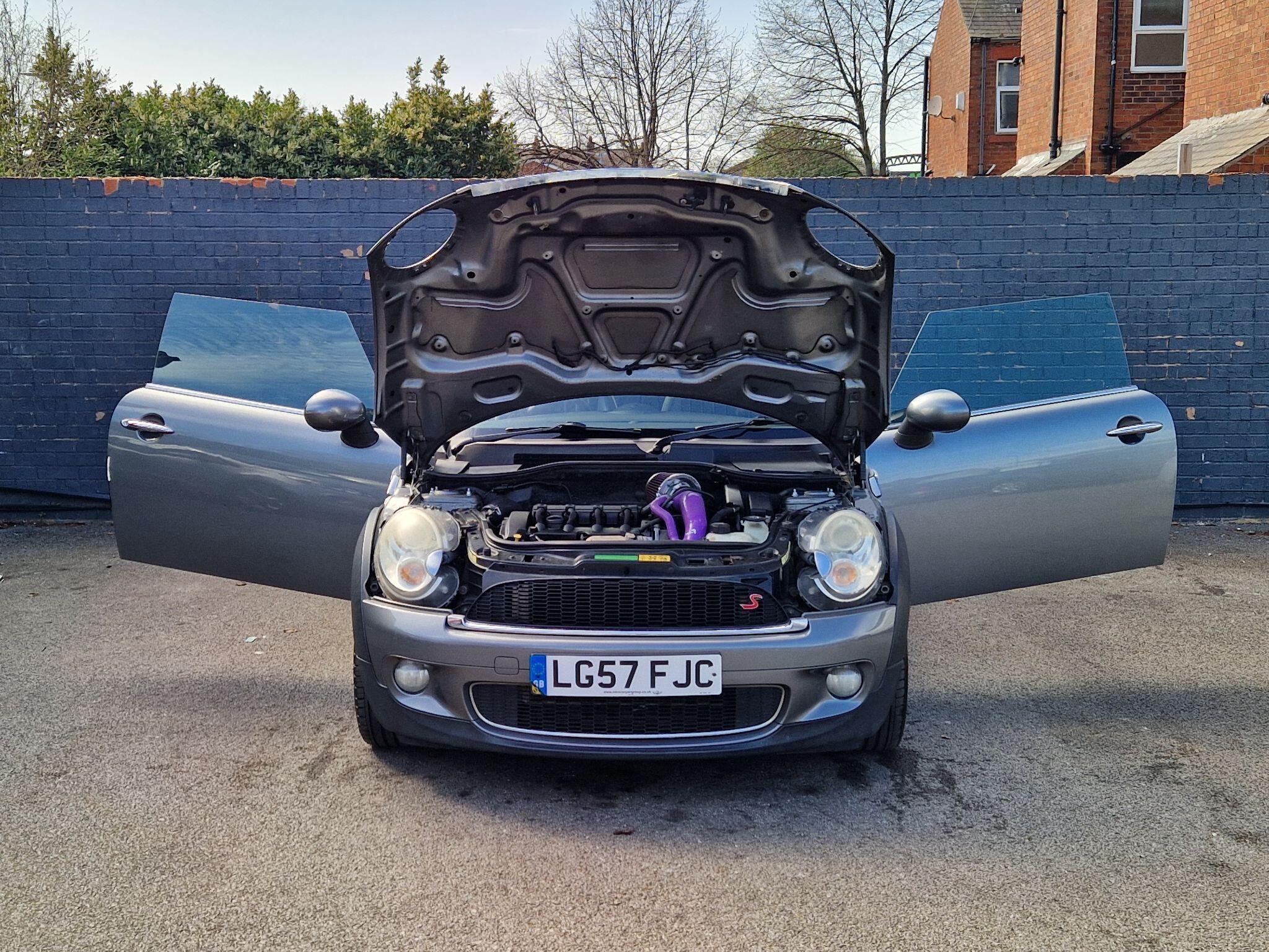 MINI Hatch - Image 13