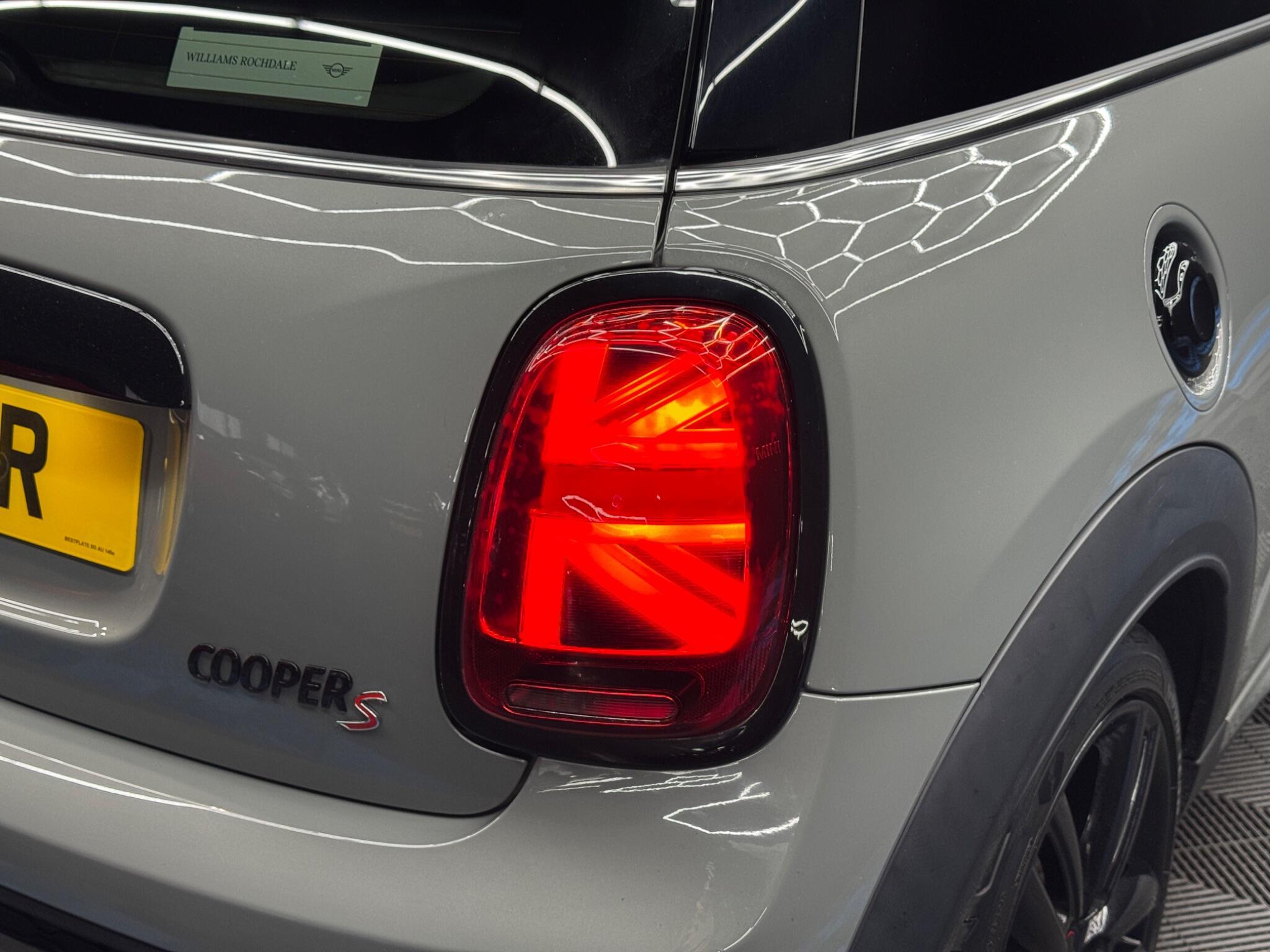 MINI Hatch - Image 44