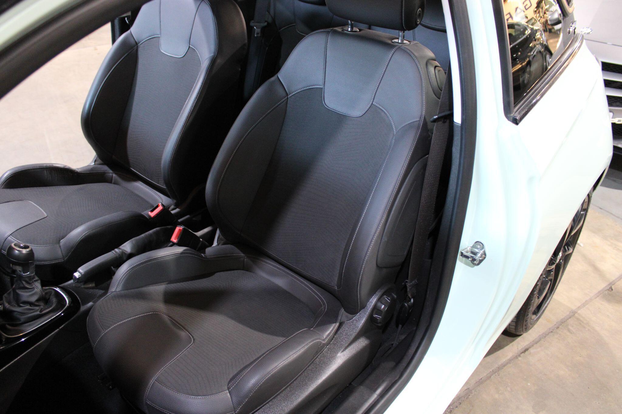 Vauxhall ADAM - Image 11