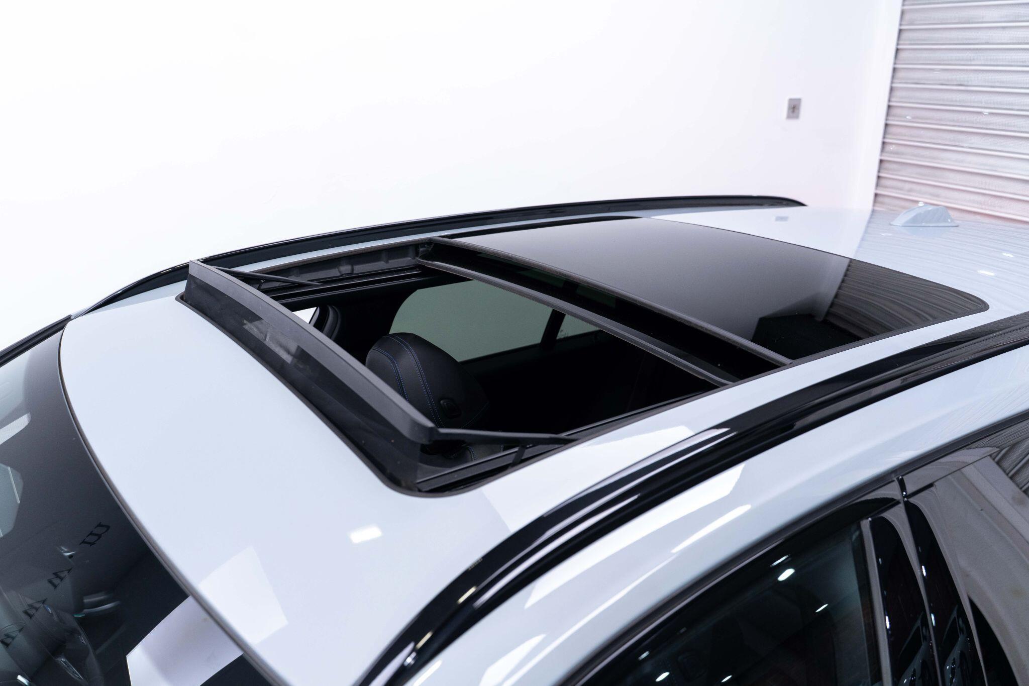 BMW 3 Series - Image 6