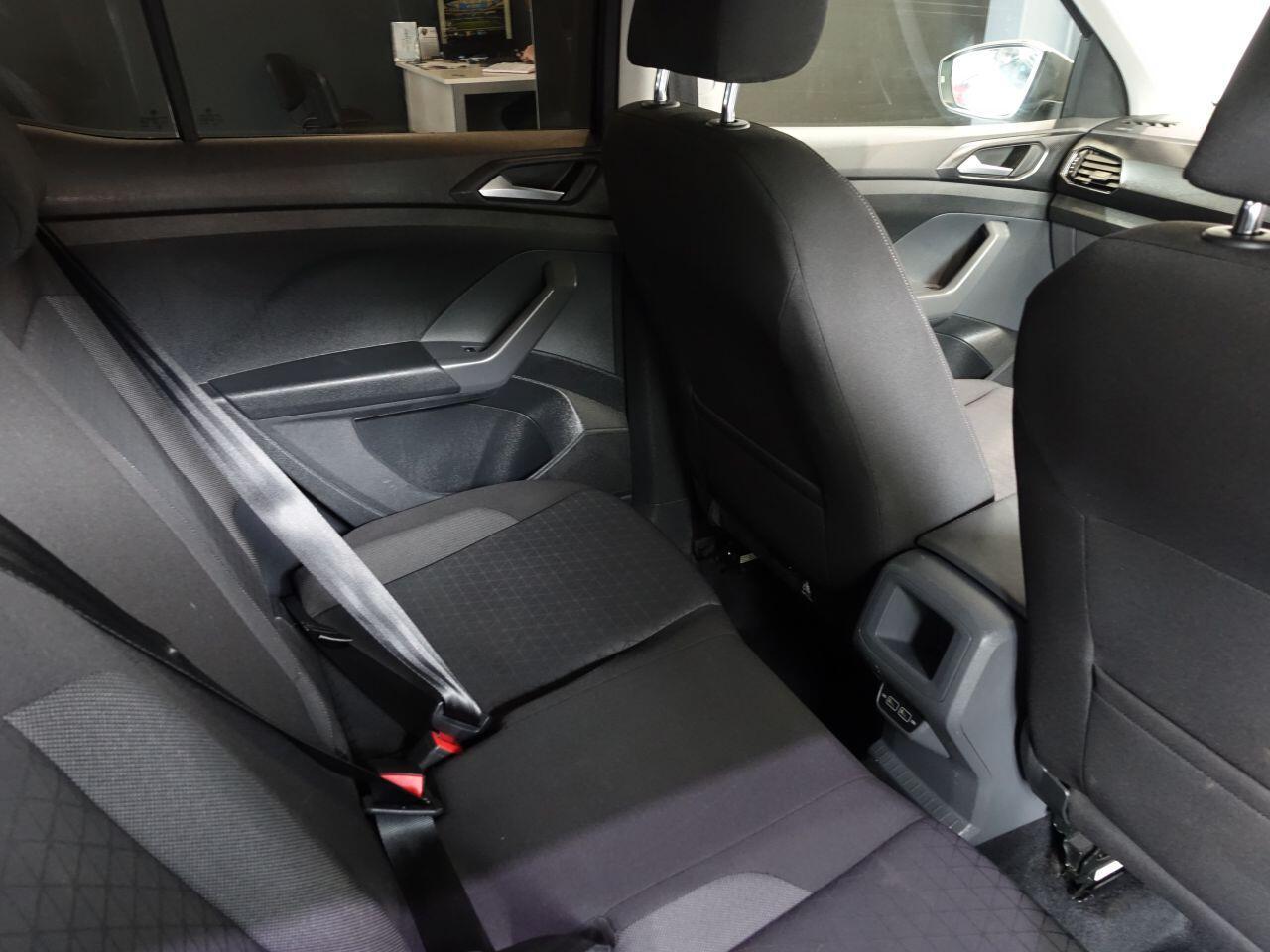 Volkswagen T-Cross - Image 15
