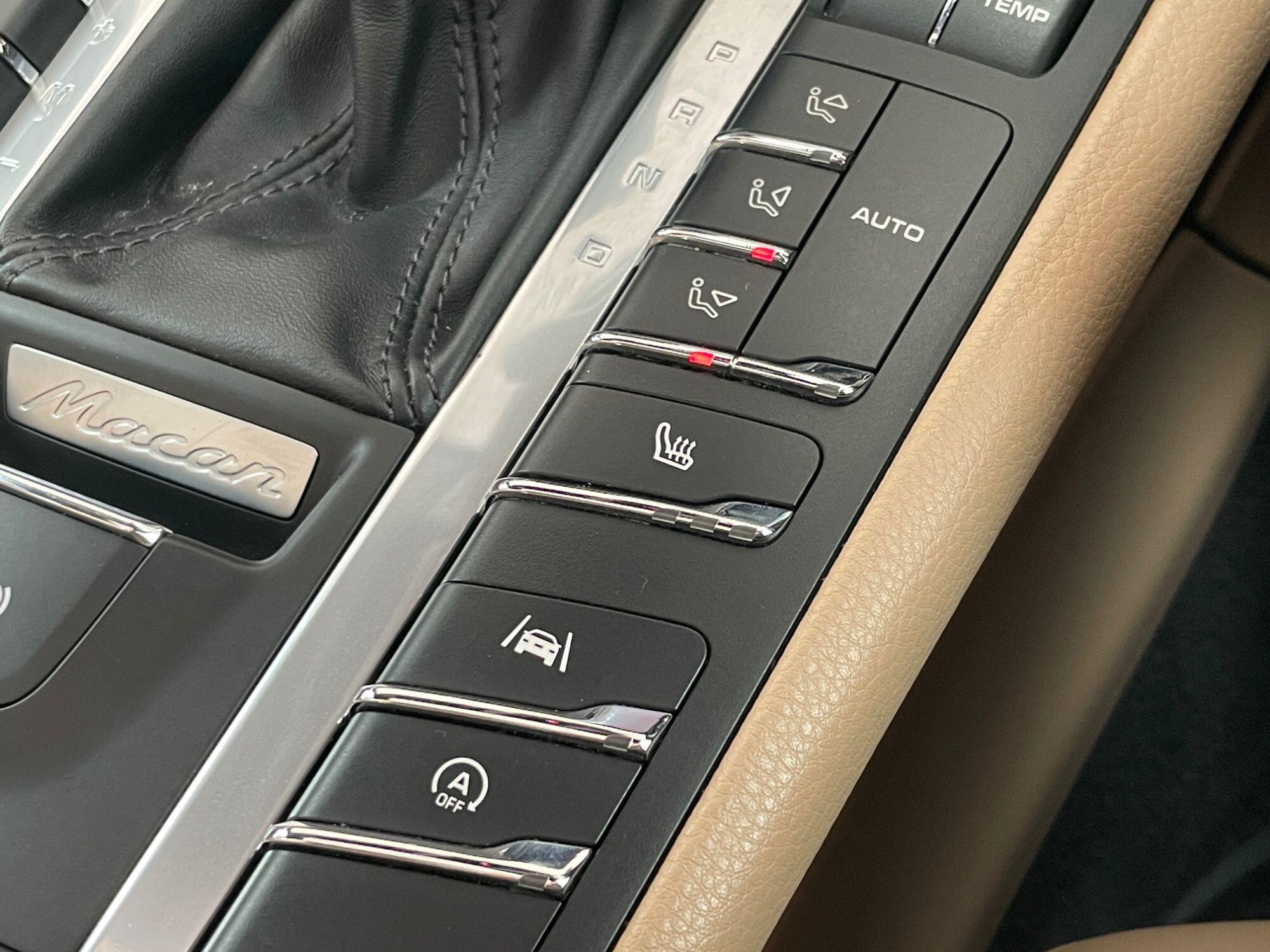 Porsche Macan - Image 51