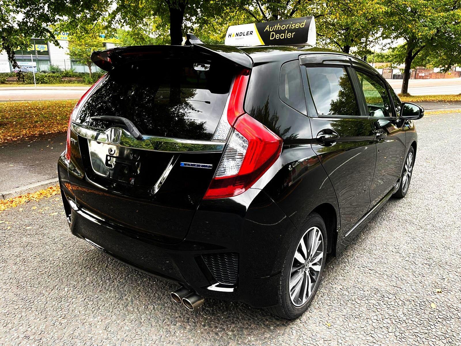 Honda FIT - Image 7