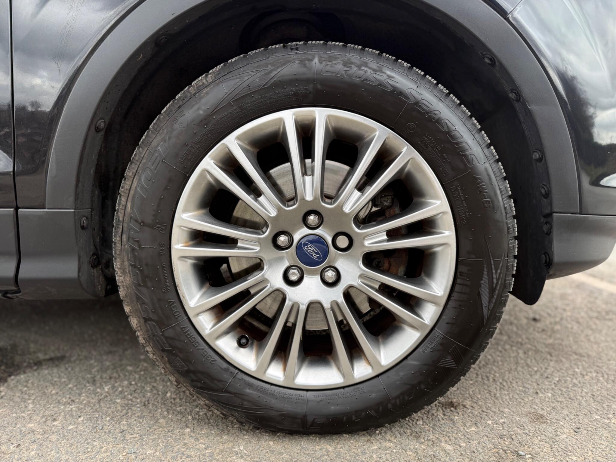 Ford Kuga - Image 28