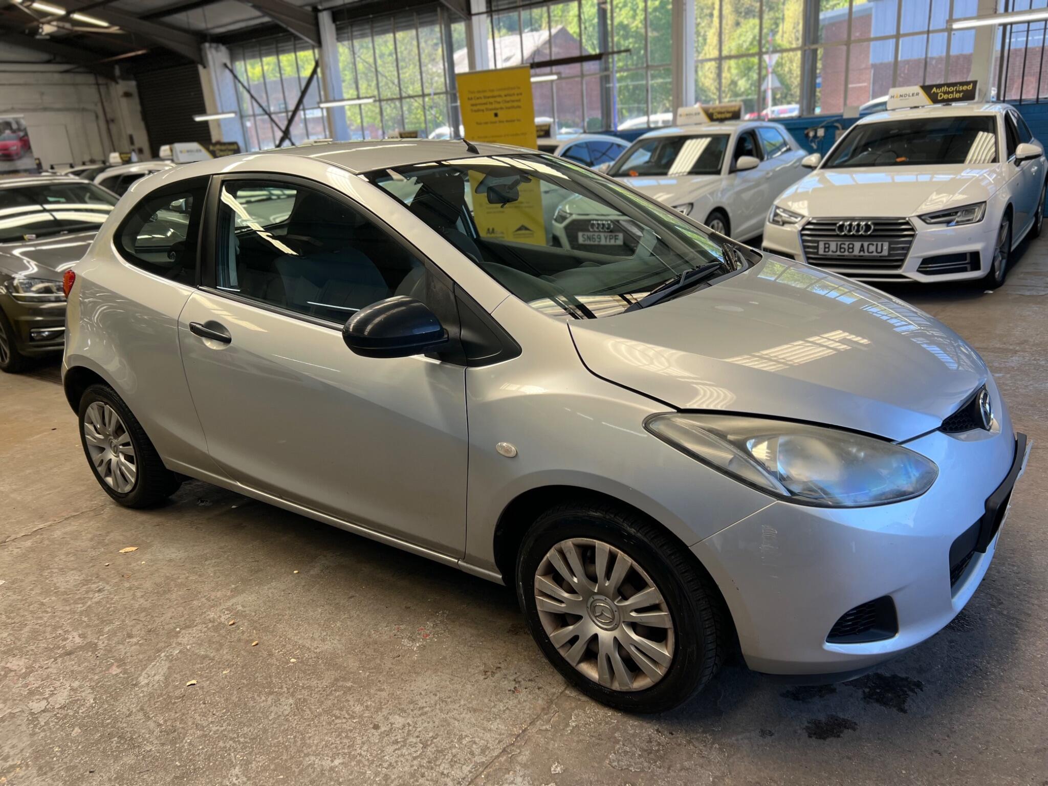 Mazda MAZDA2 - Image 10