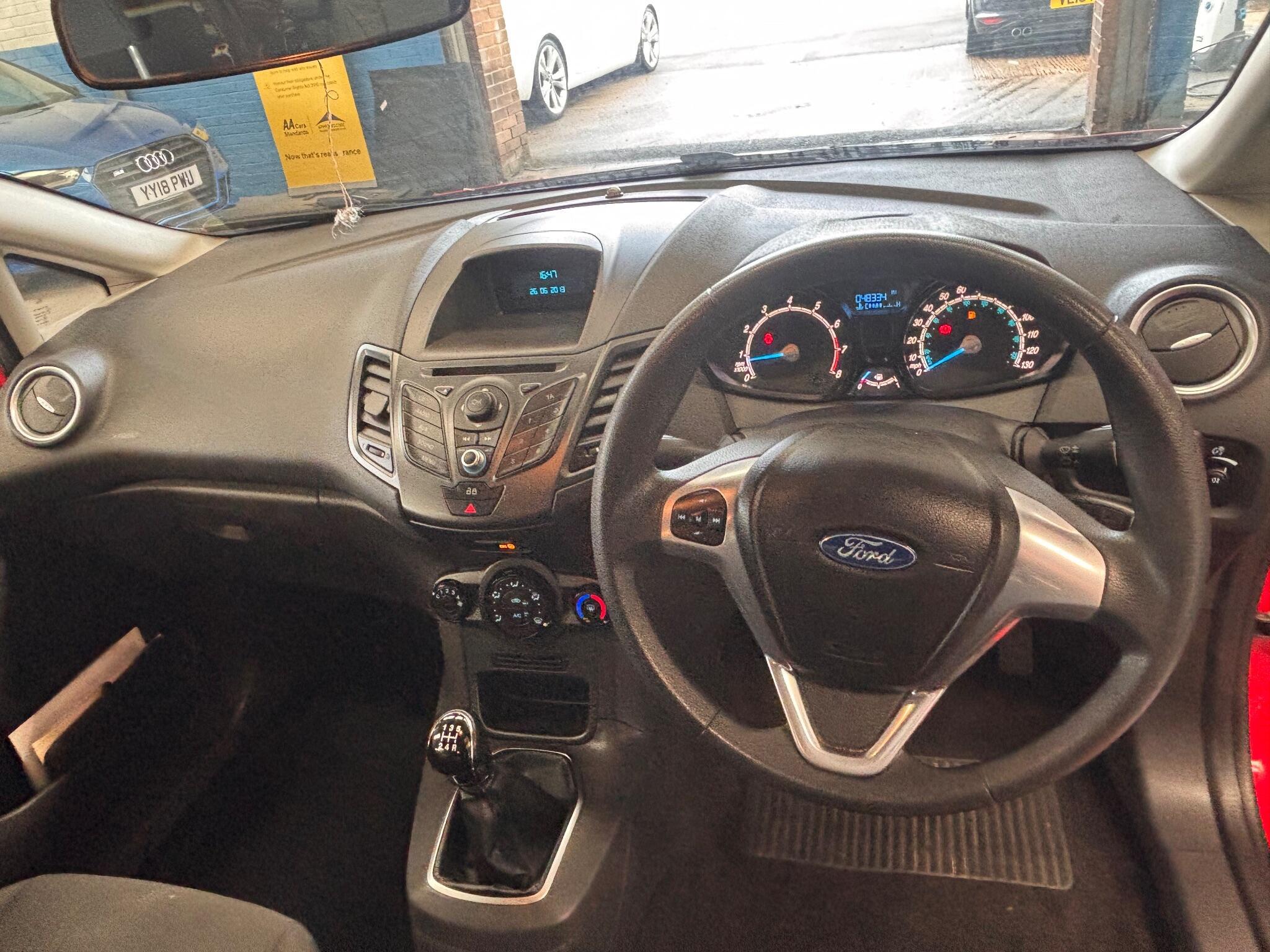 Ford Fiesta - Image 15