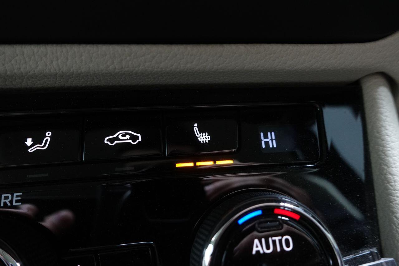 Skoda Superb - Image 53