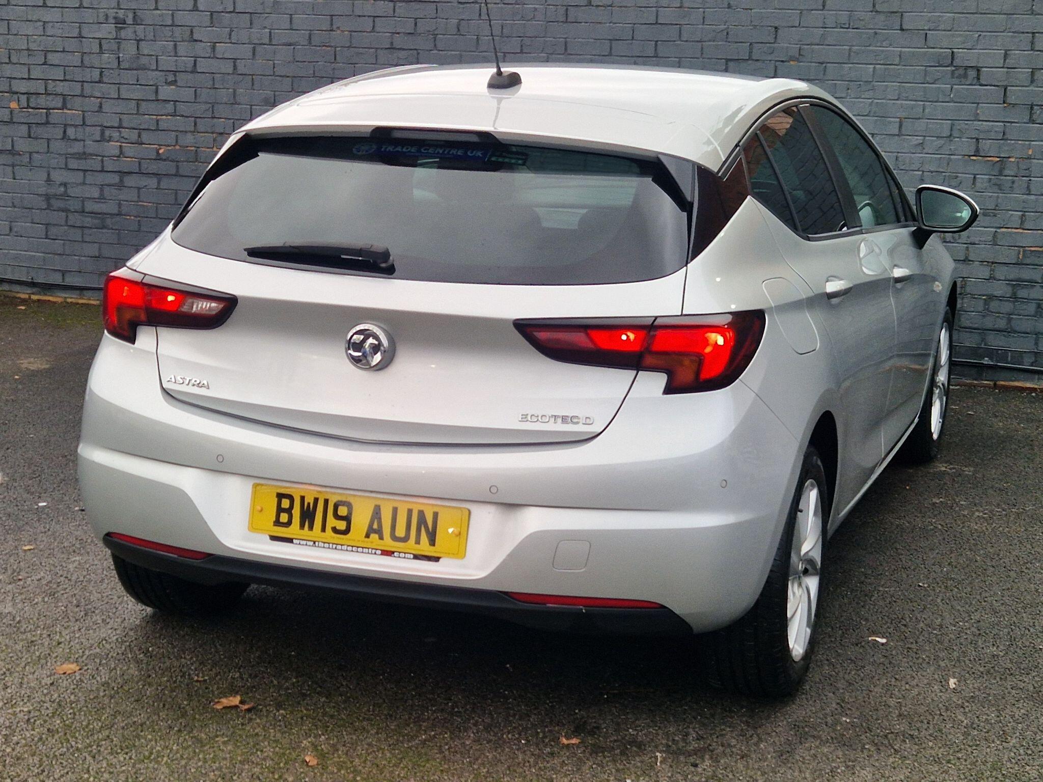 Vauxhall Astra - Image 9