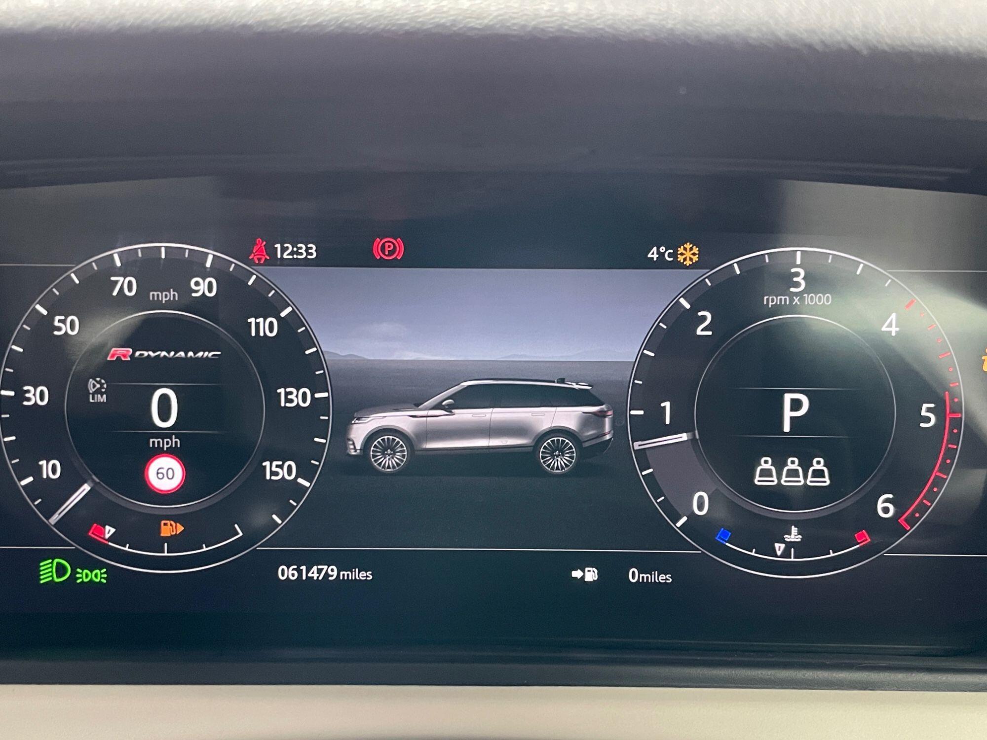 Land Rover Range Rover Velar - Image 37