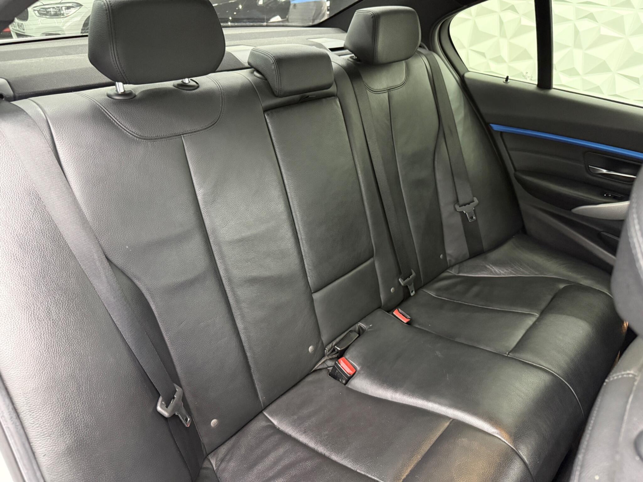 BMW 3 Series - Image 21