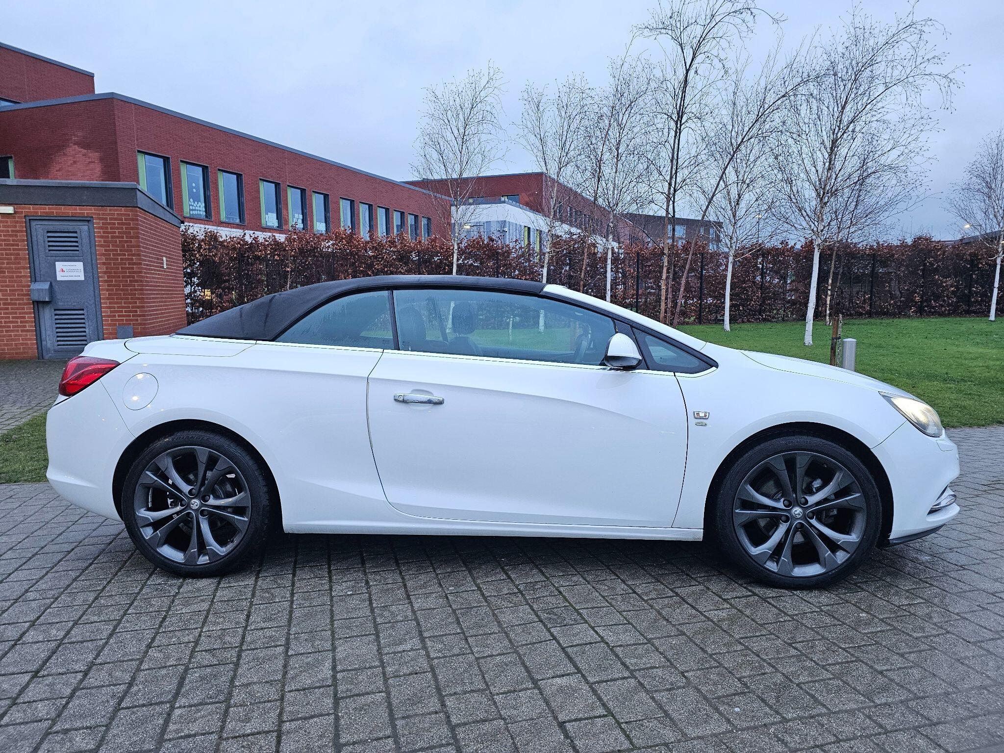 Vauxhall Cascada - Image 10
