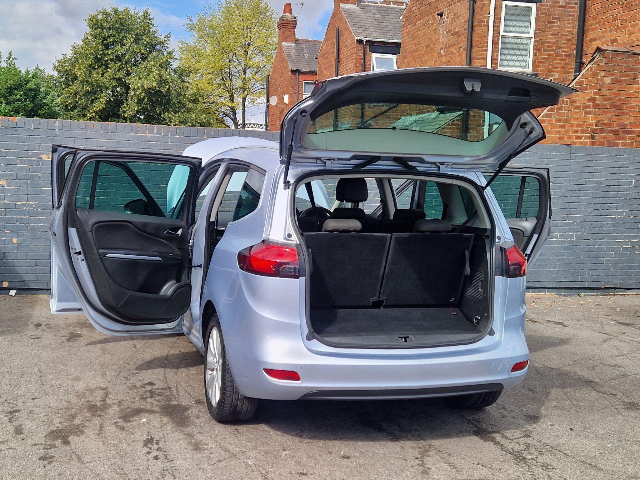 Vauxhall Zafira Tourer - Image 19