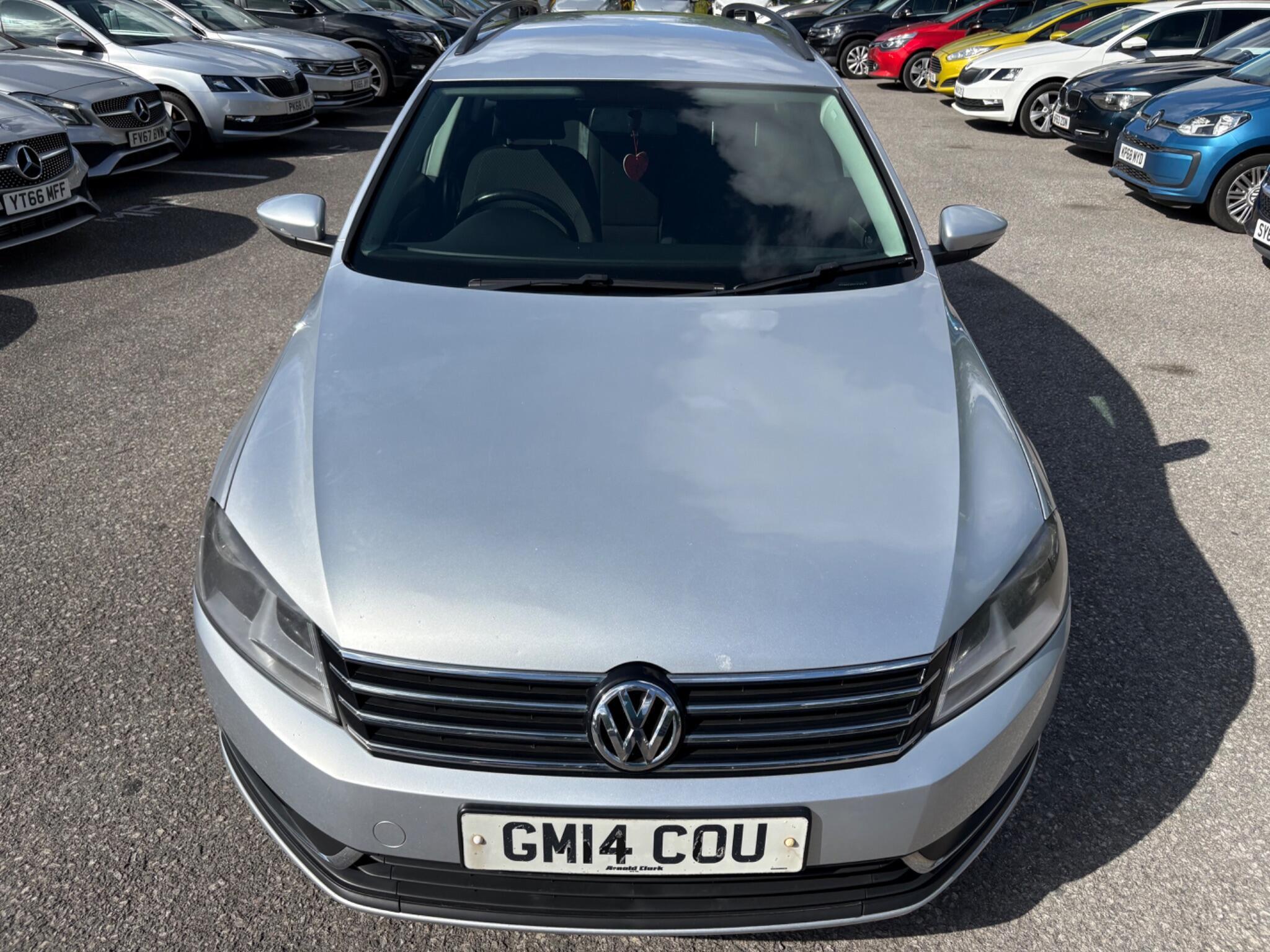 Volkswagen Passat - Image 4