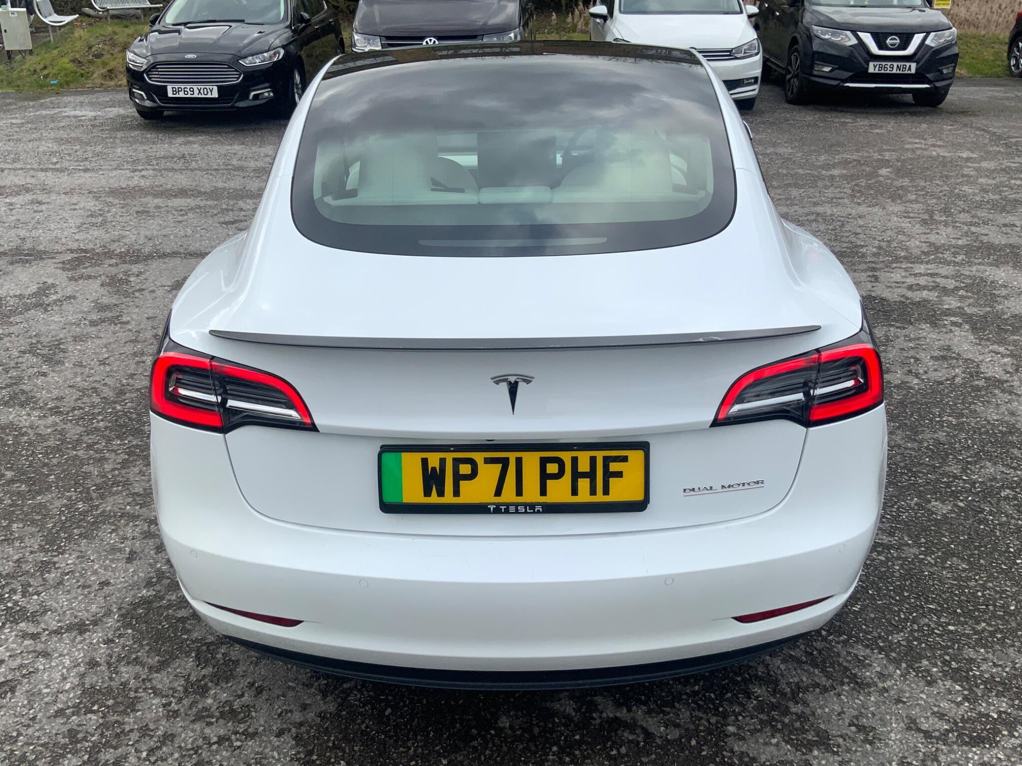 Tesla Model 3 - Image 16