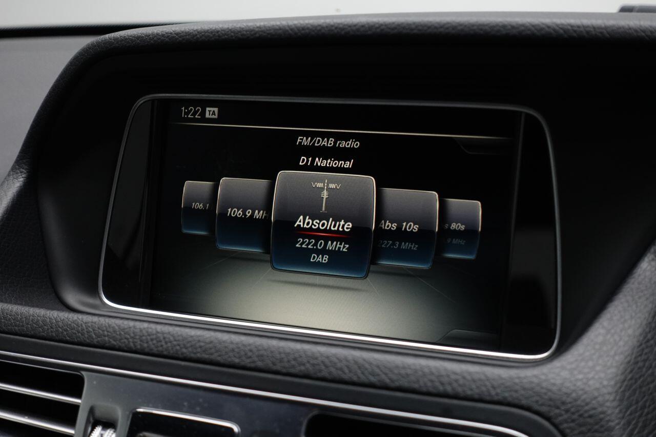 Mercedes-benz E-CLASS - Image 24