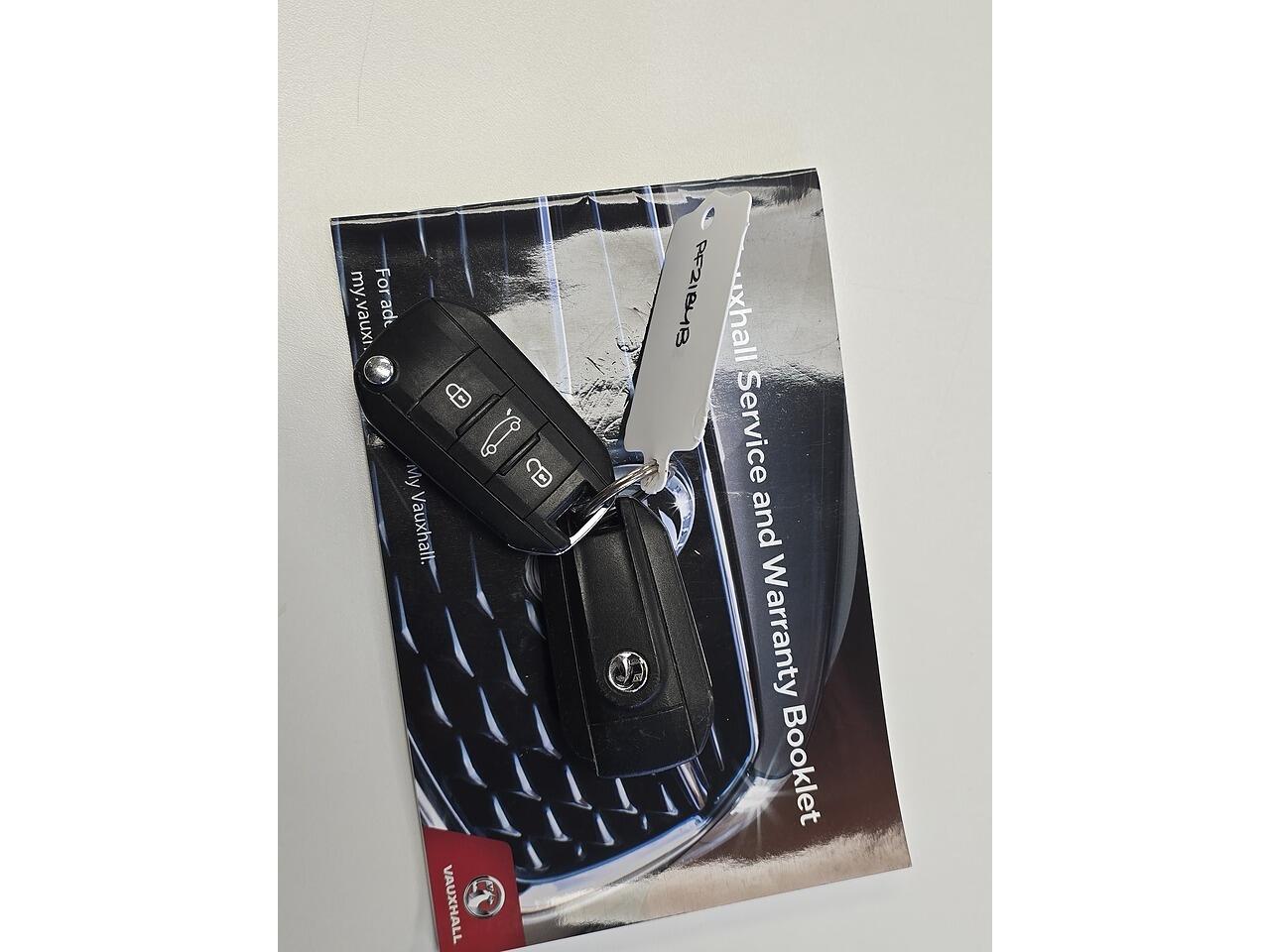 Vauxhall Crossland - Image 33