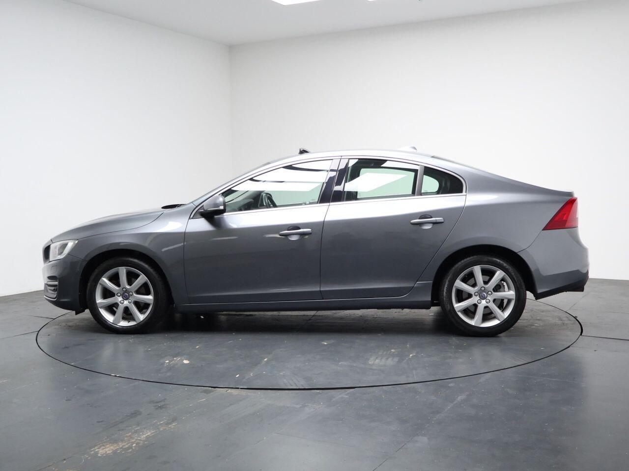 Volvo S60 - Image 8