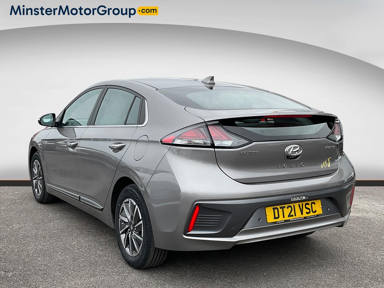 Hyundai Ioniq - Image 5
