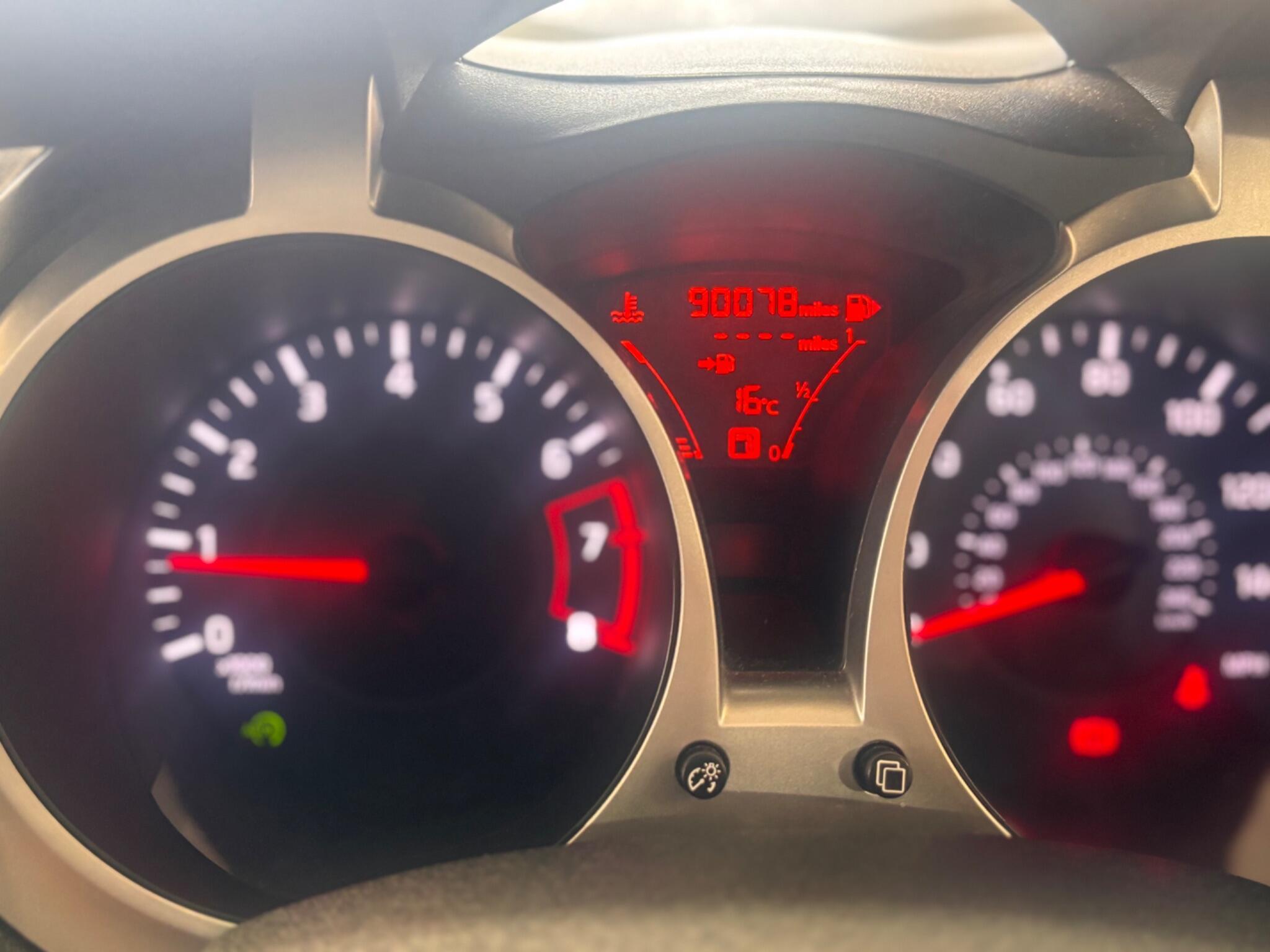 Nissan Juke - Image 14