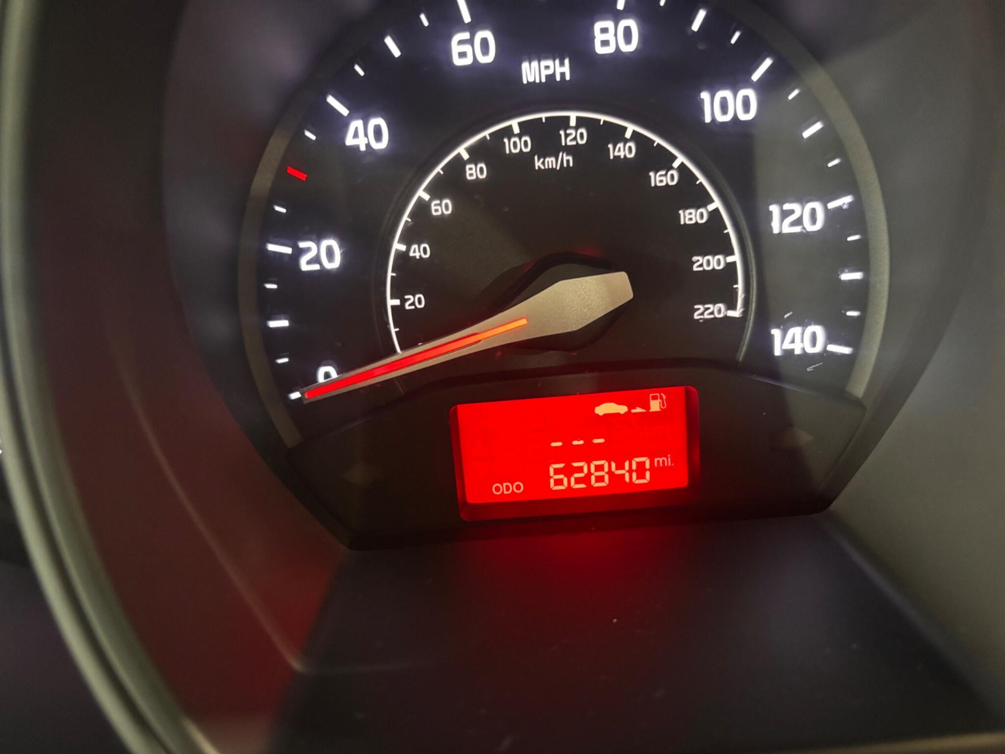 Kia Rio - Image 19