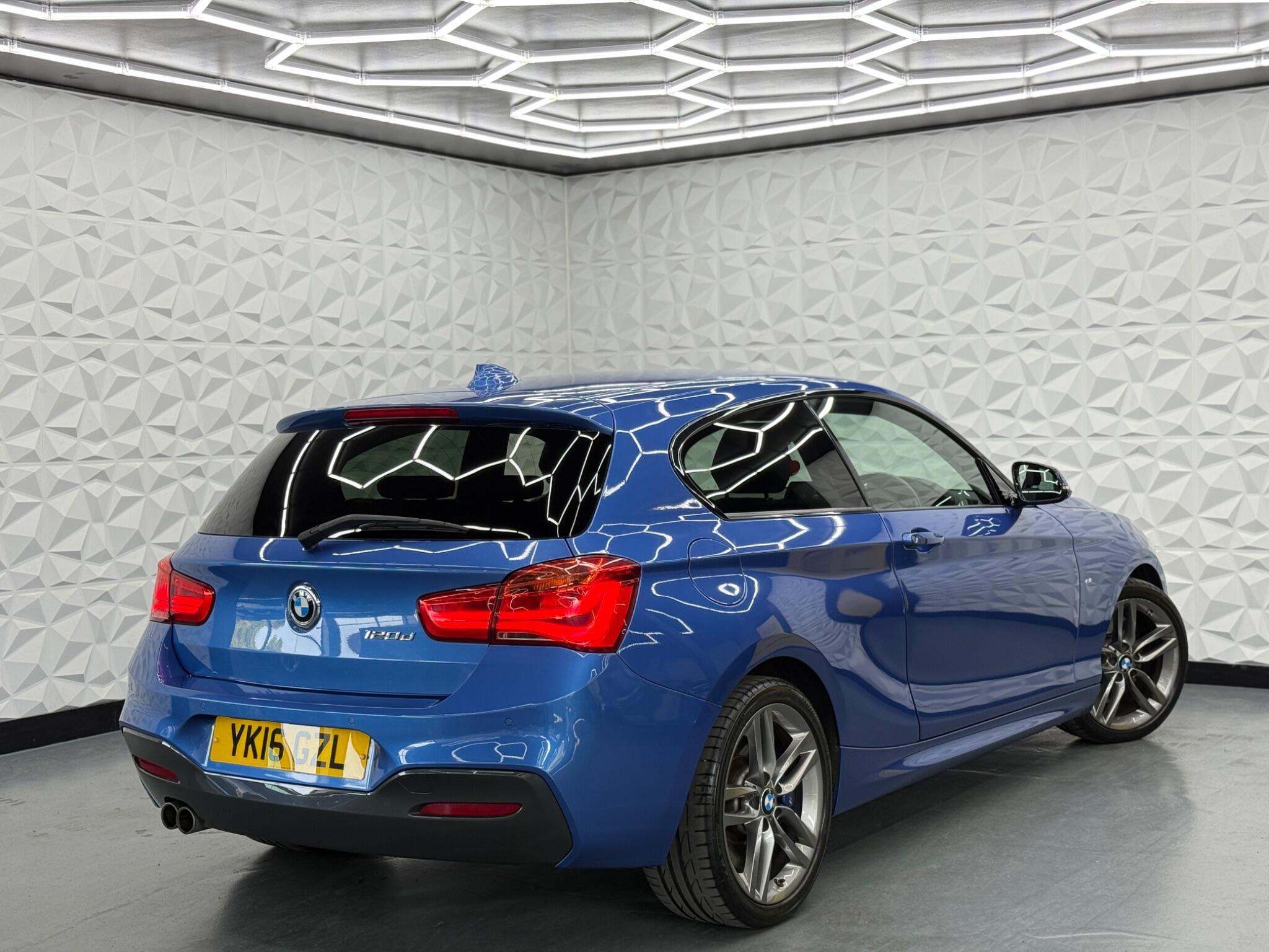 BMW 1 Series - Image 2