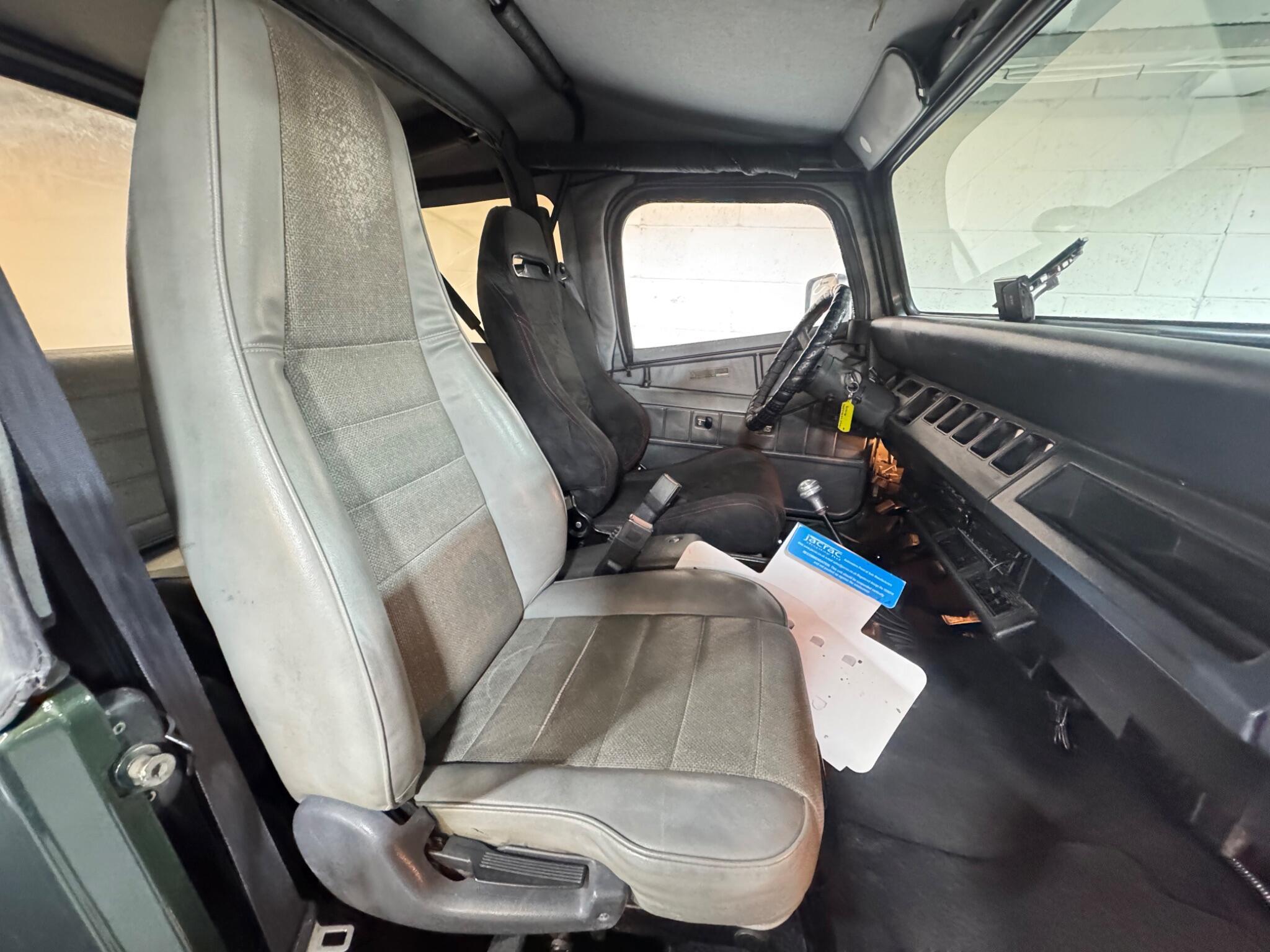 Jeep Wrangler - Image 8