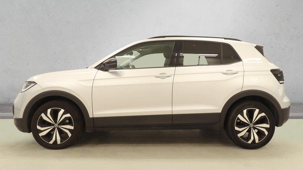Volkswagen T-Cross - Image 9