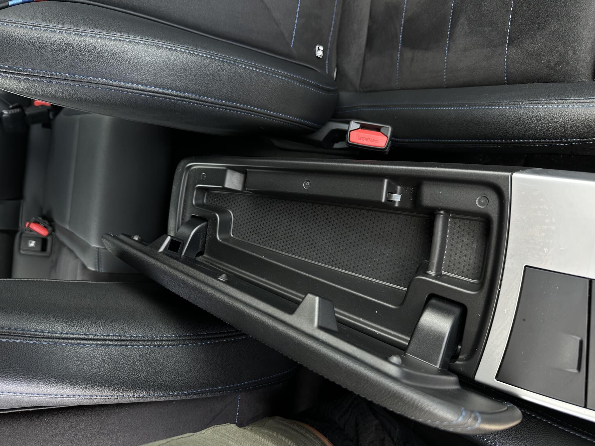BMW iX1 - Image 16