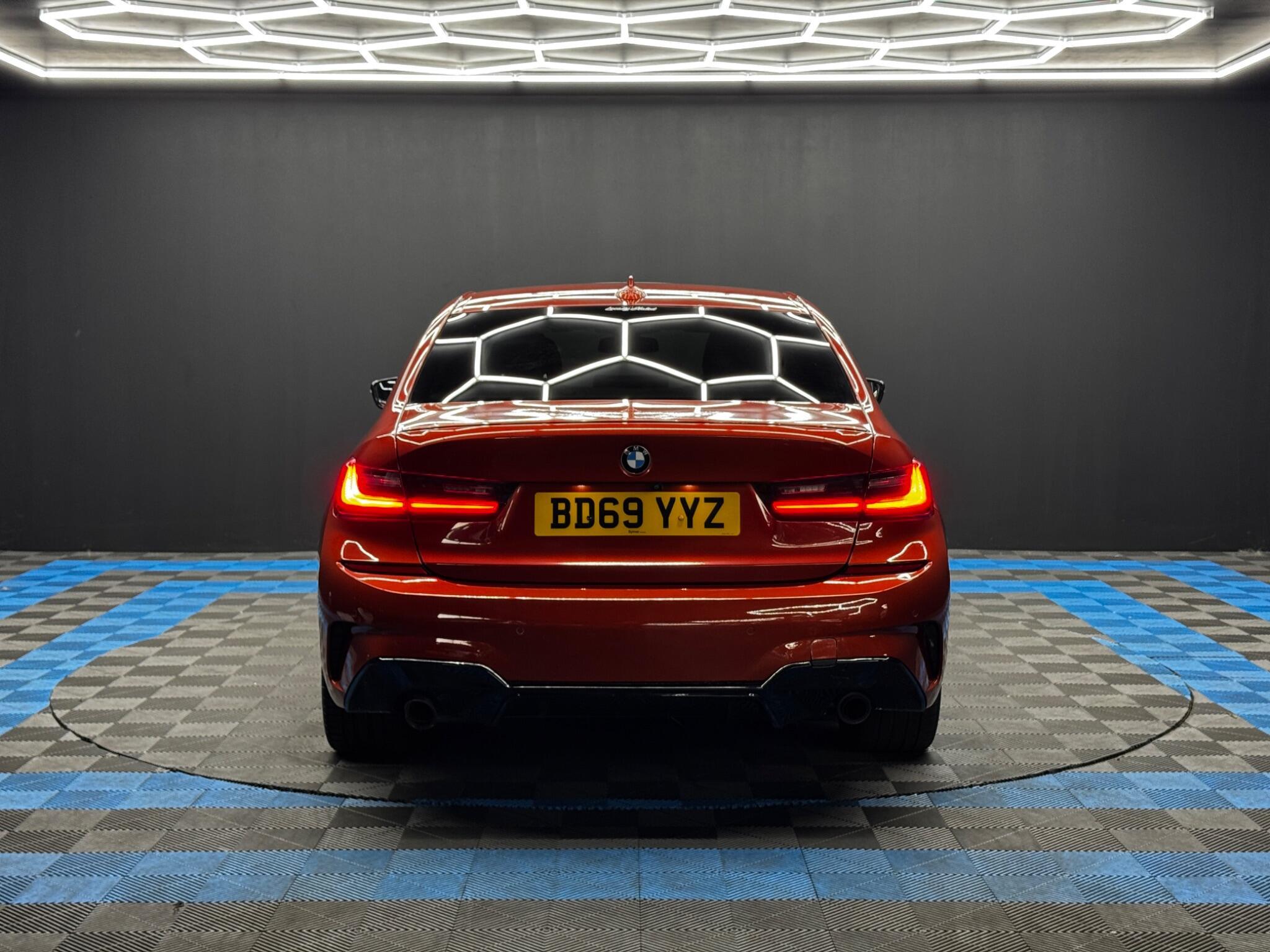 BMW 3 Series - Image 6