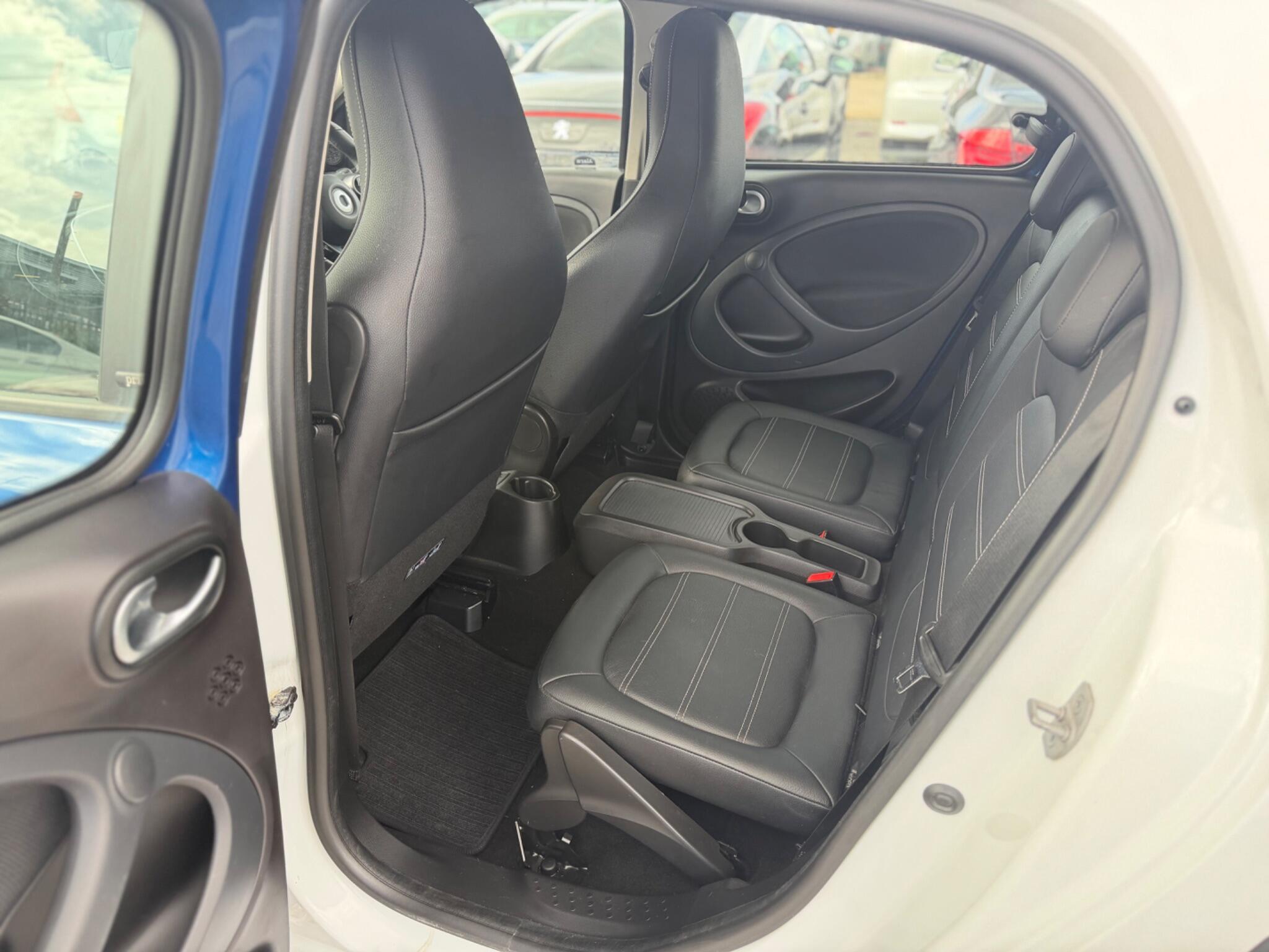 Smart Forfour - Image 14
