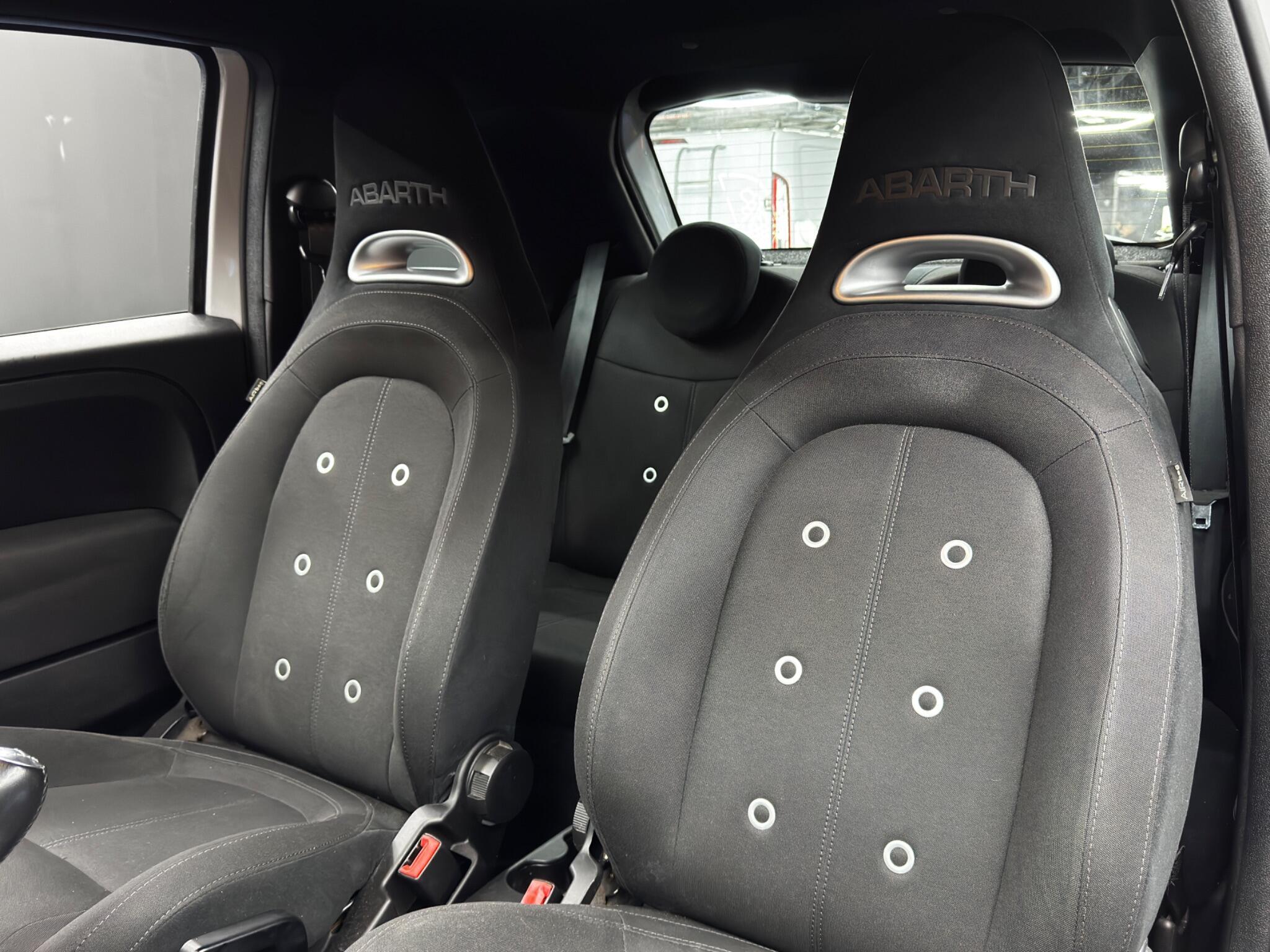 Abarth 595 - Image 14