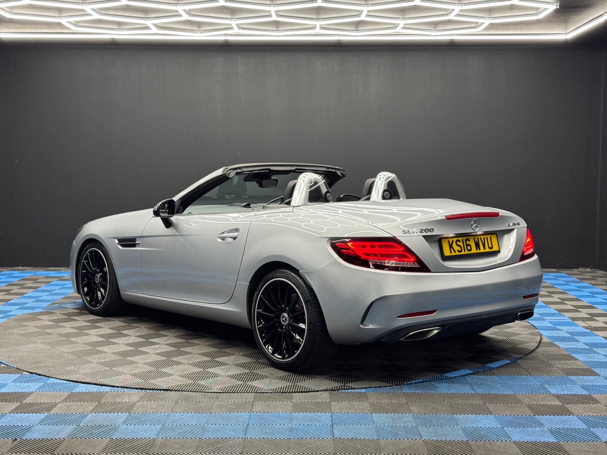 Mercedes SLC - Image 7
