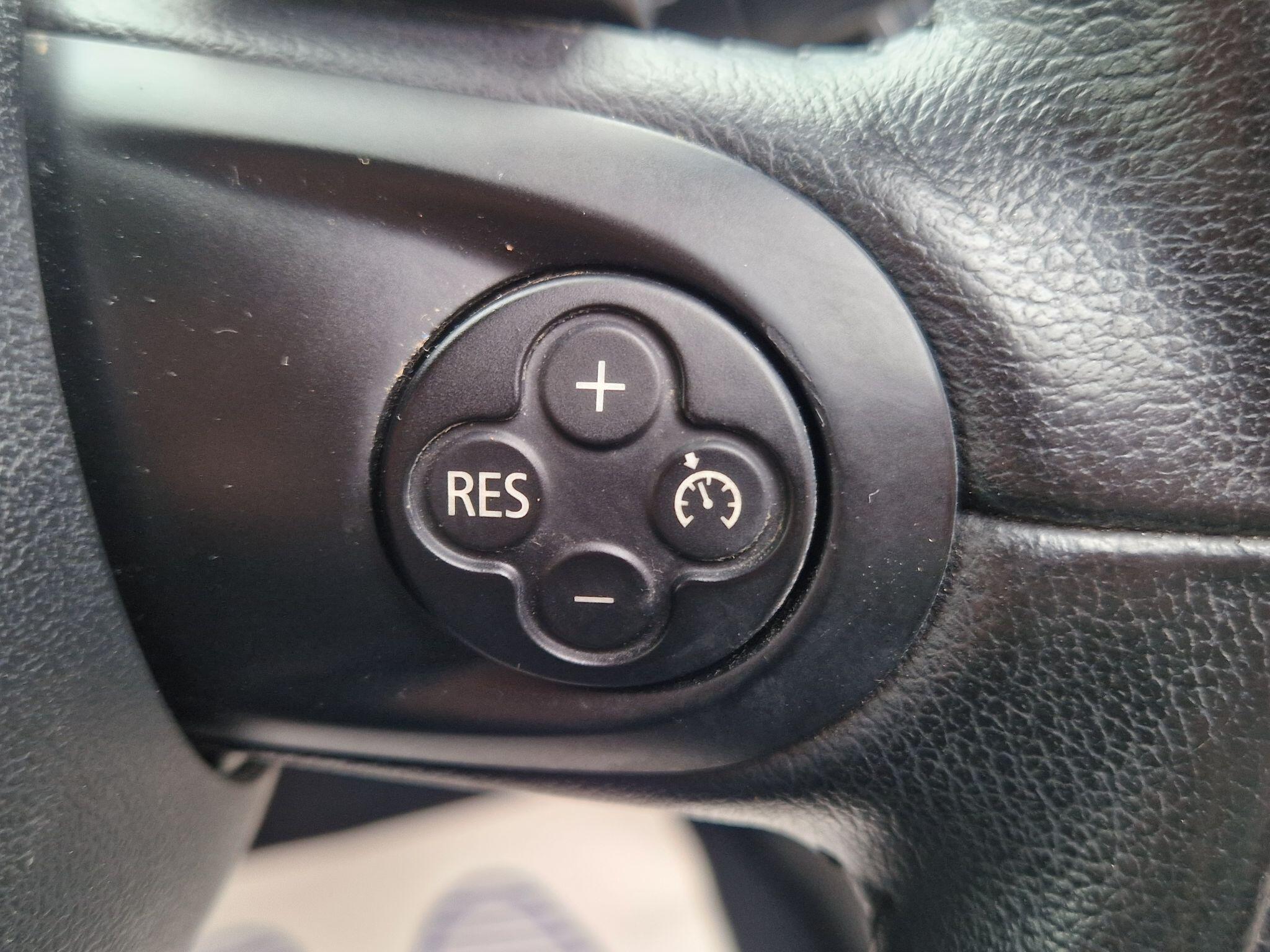 MINI Hatch - Image 44