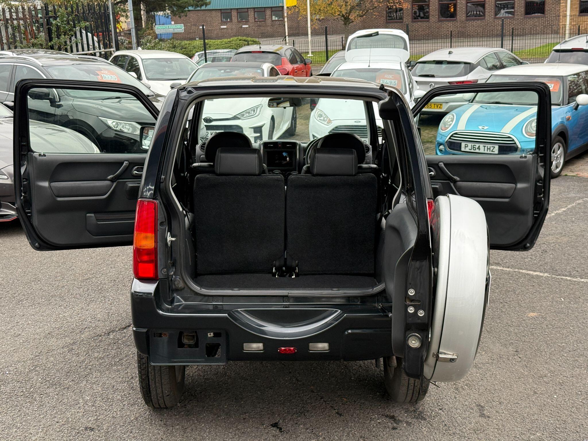 Suzuki Jimny - Image 27