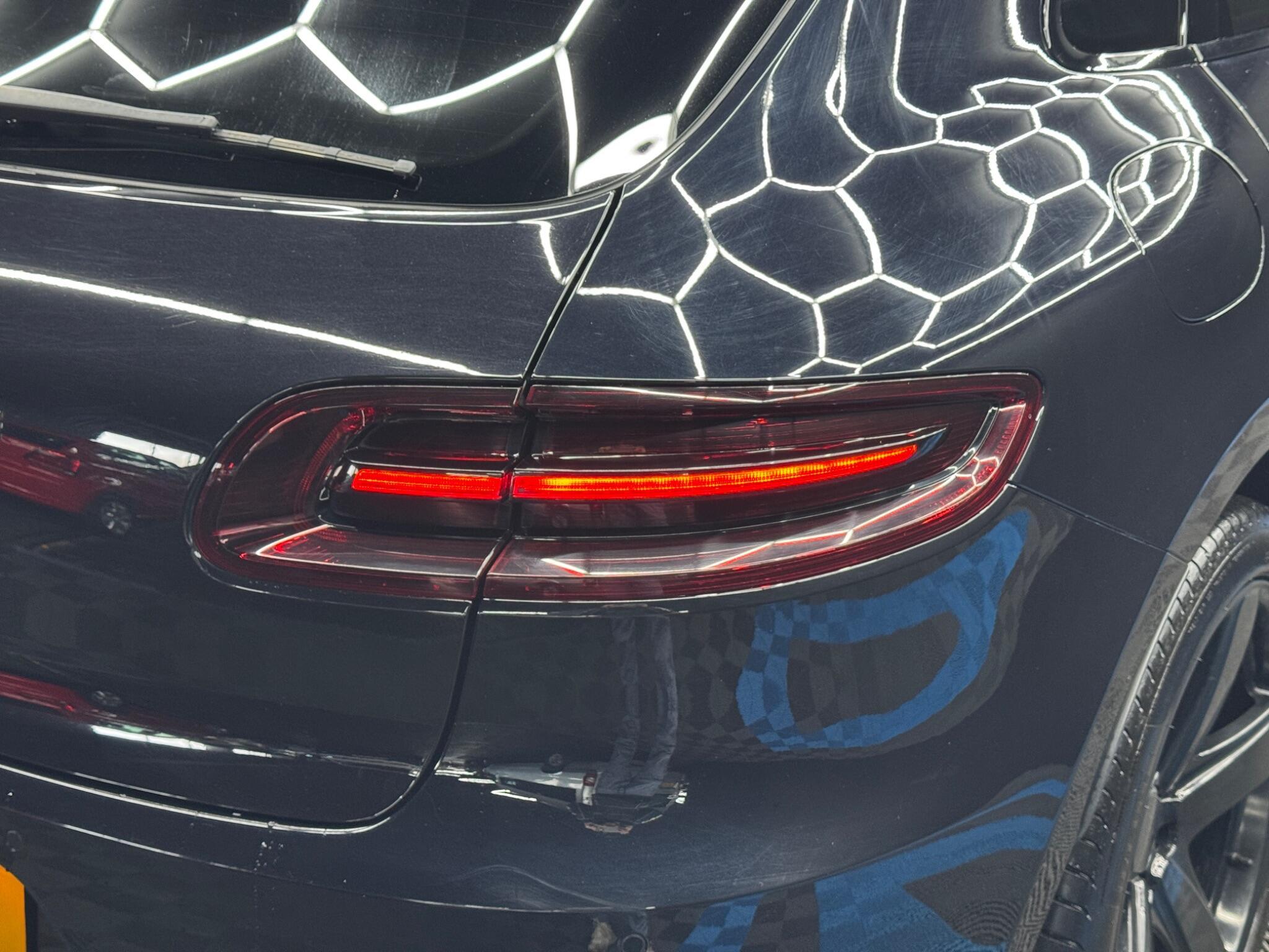 Porsche Macan - Image 45