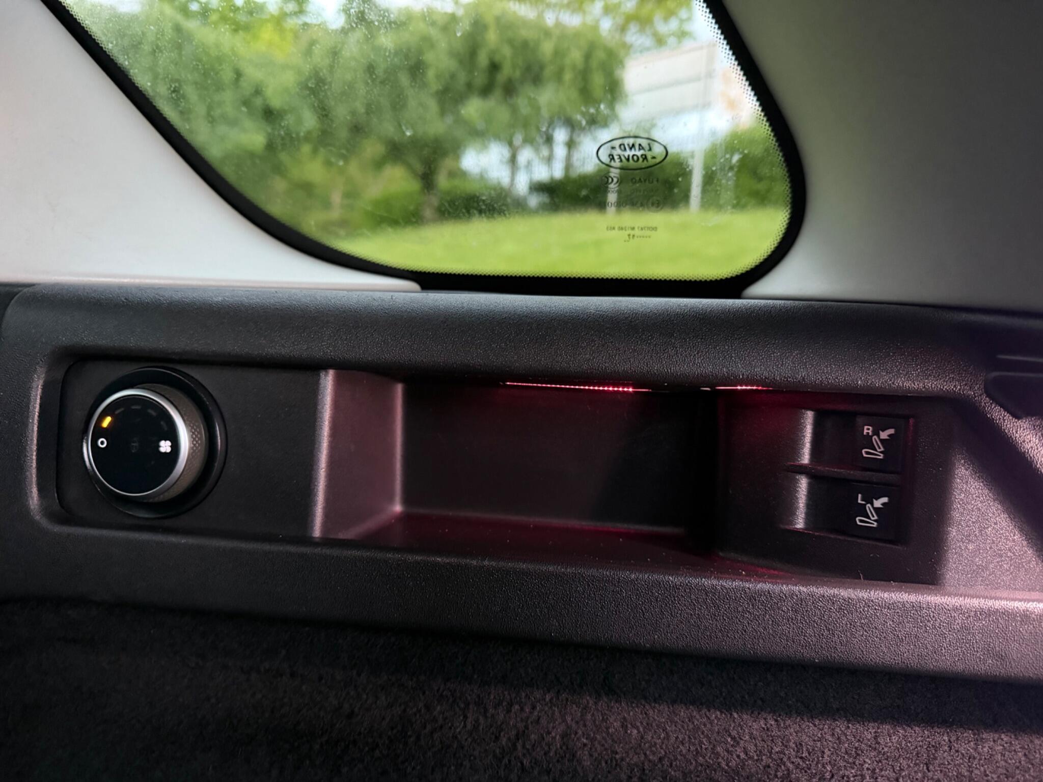 Land Rover DISCOVERY SPORT - Image 78