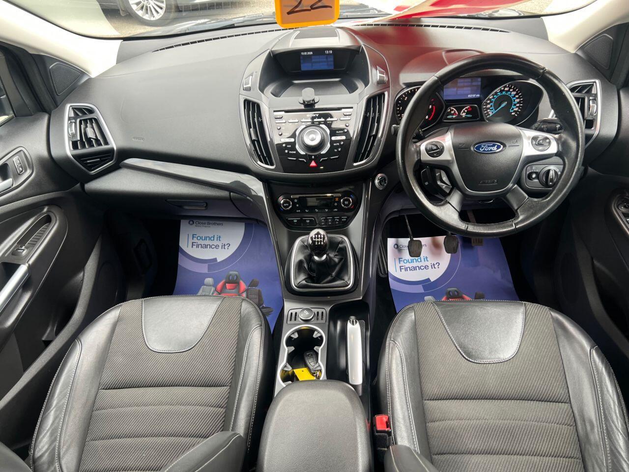 Ford Kuga - Image 31