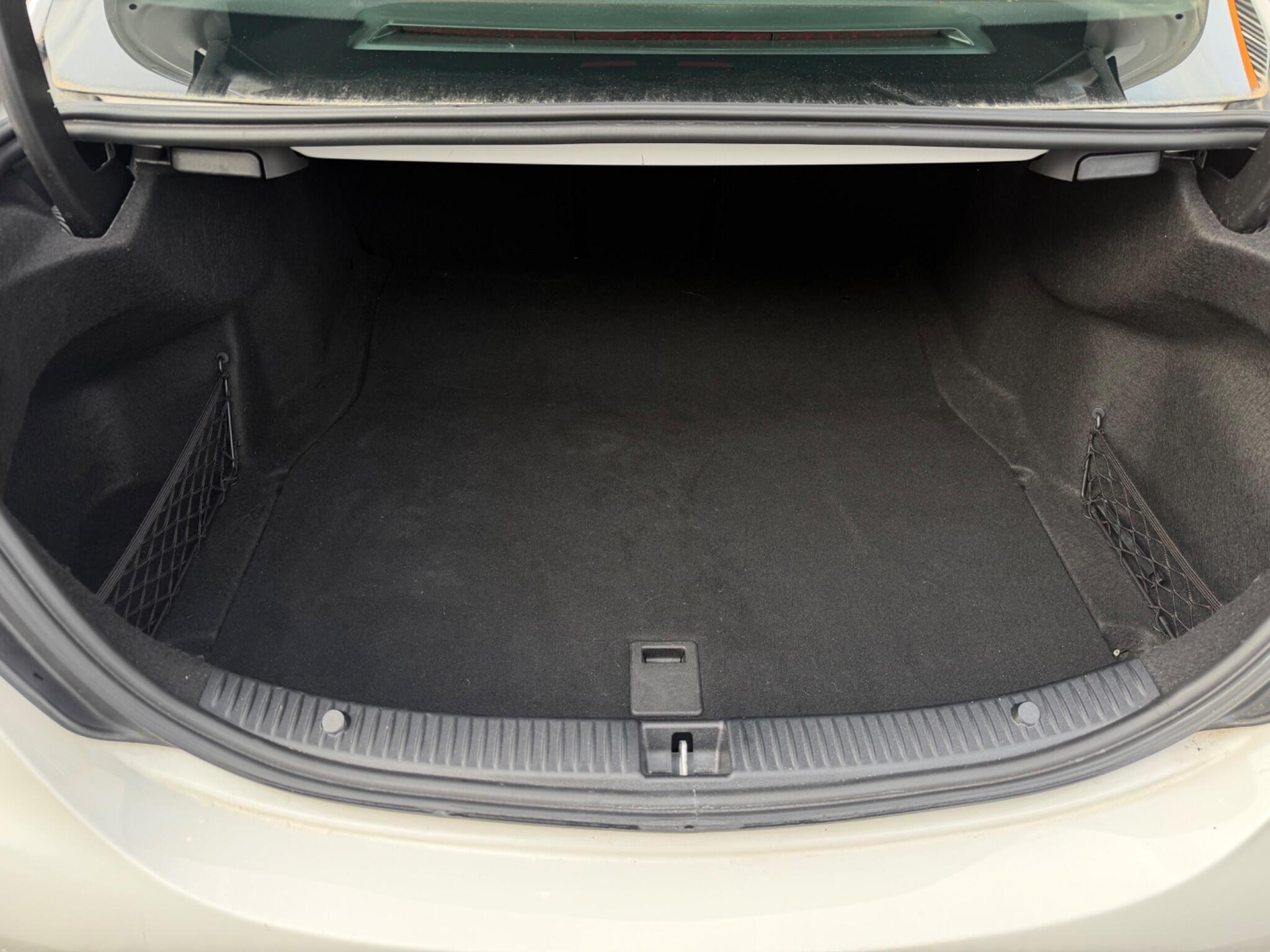 Mercedes C Class - Image 32