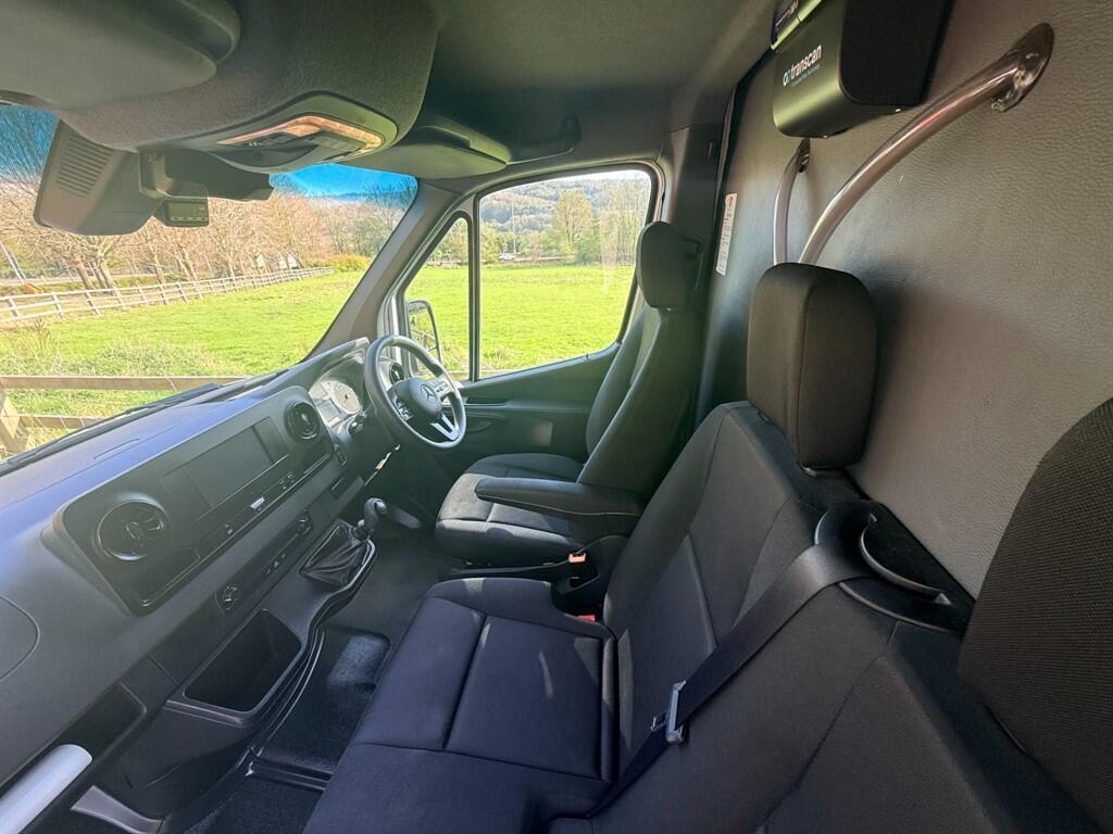 Mercedes Sprinter - Image 18