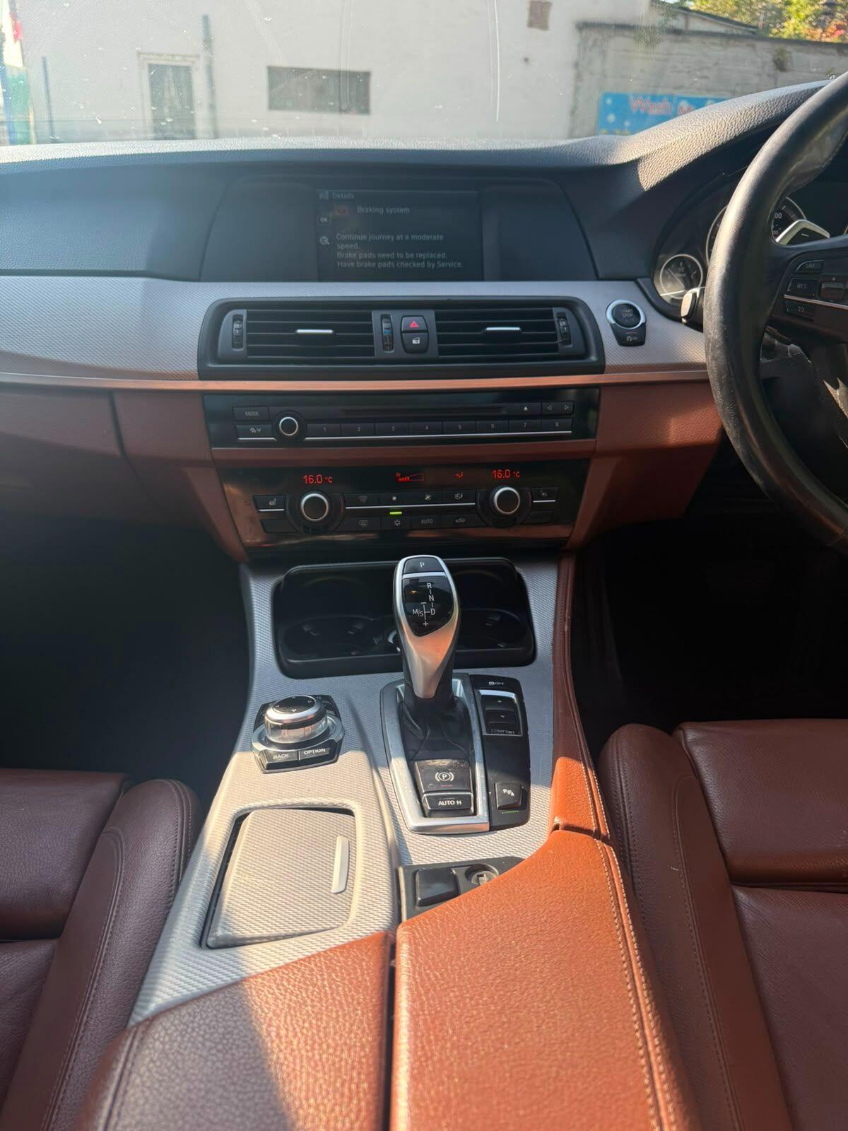 BMW 5 Series - Image 9