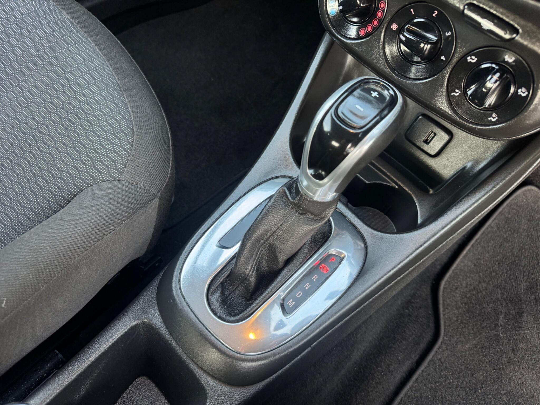 Vauxhall Corsa - Image 24